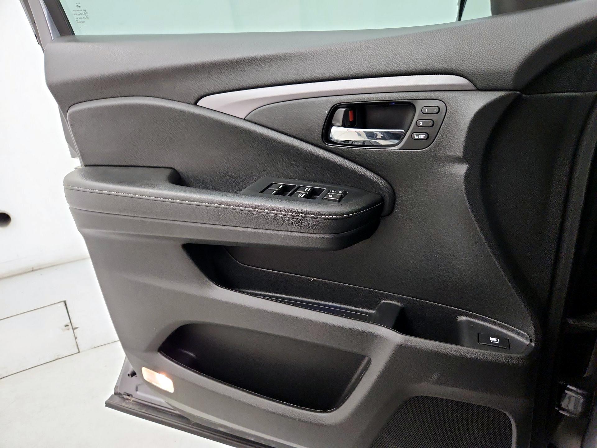 Thumbnail: 2023 Honda Ridgeline - 12