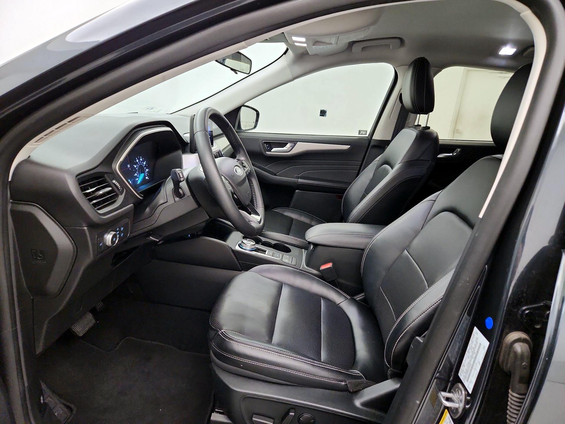 Thumbnail: 2022 Ford Escape - 11