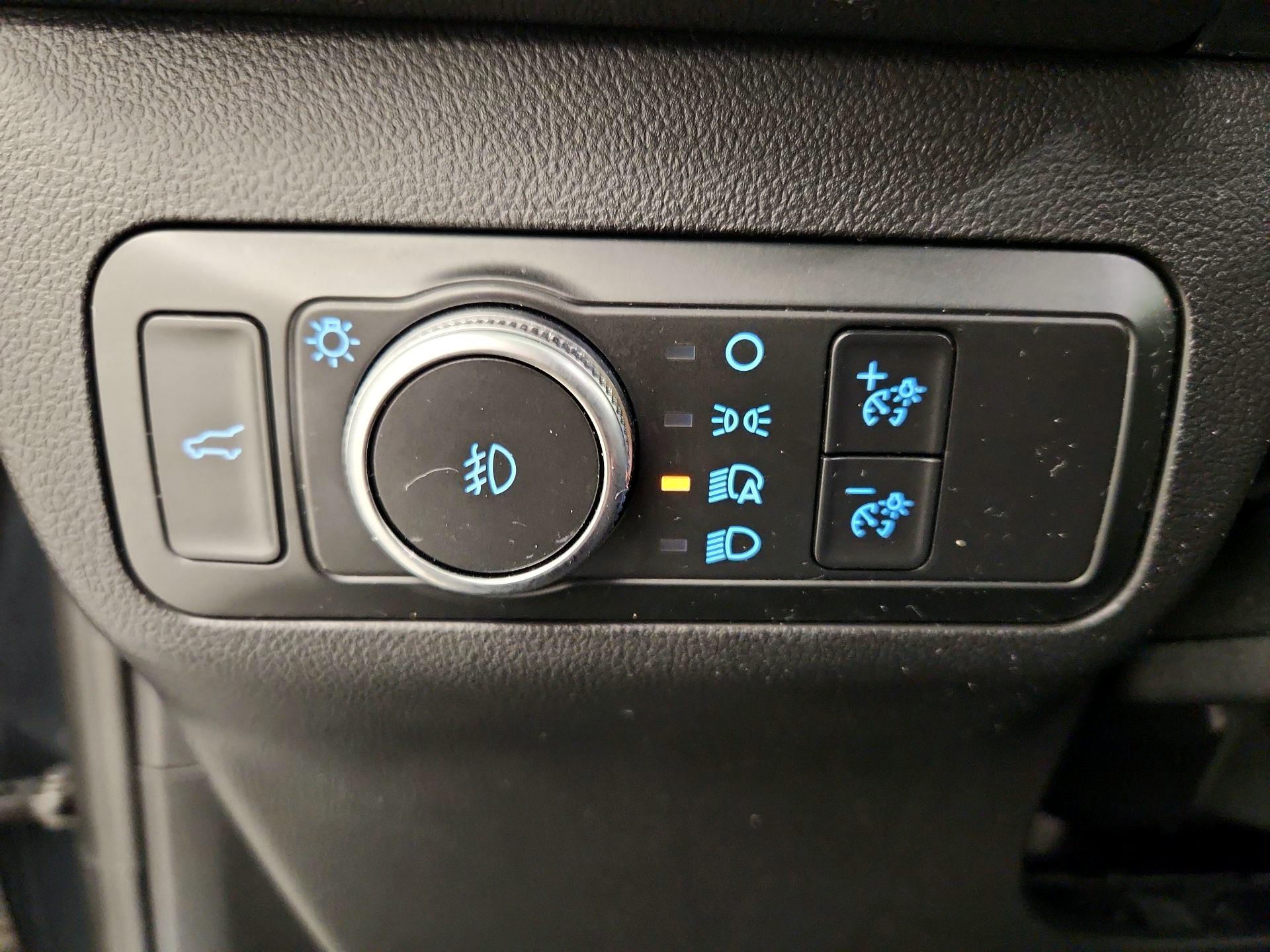 Thumbnail: 2022 Ford Escape - 13