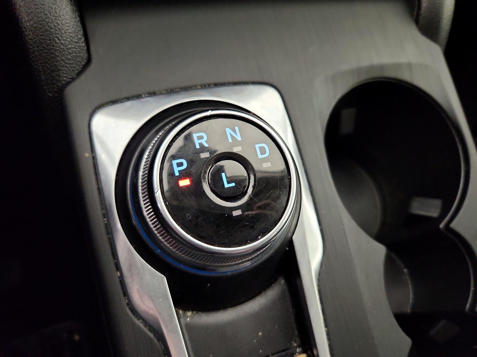 Thumbnail: 2022 Ford Escape - 17