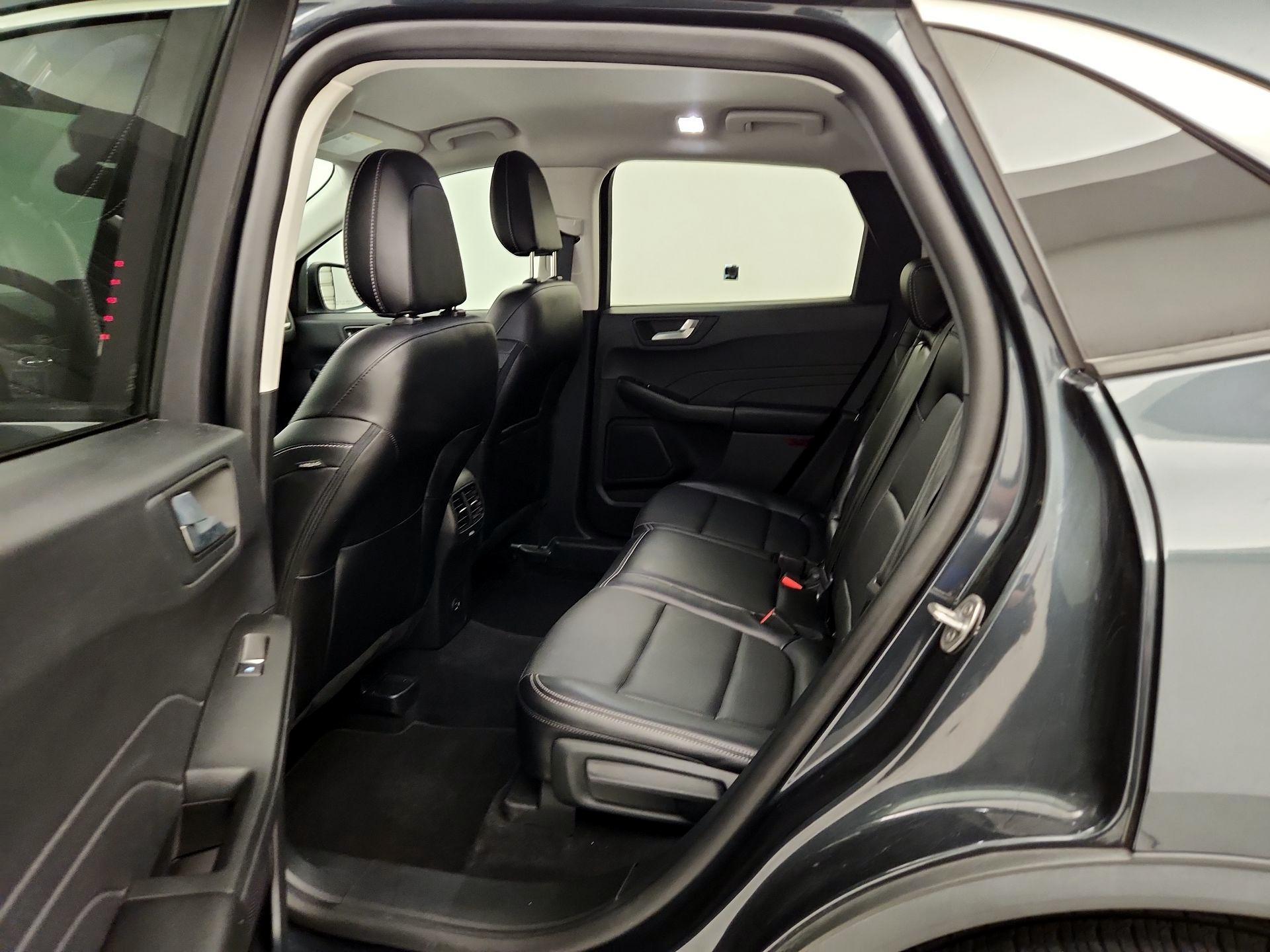 Thumbnail: 2022 Ford Escape - 19