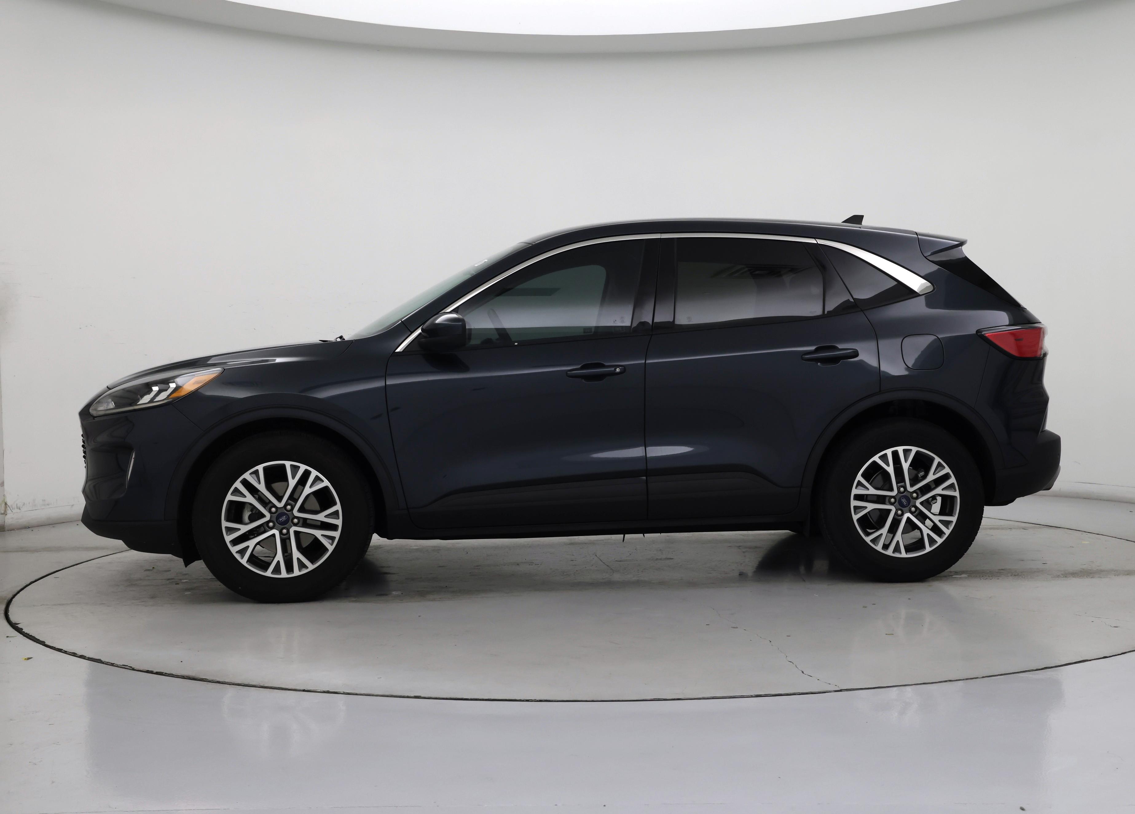 Thumbnail: 2022 Ford Escape - 3