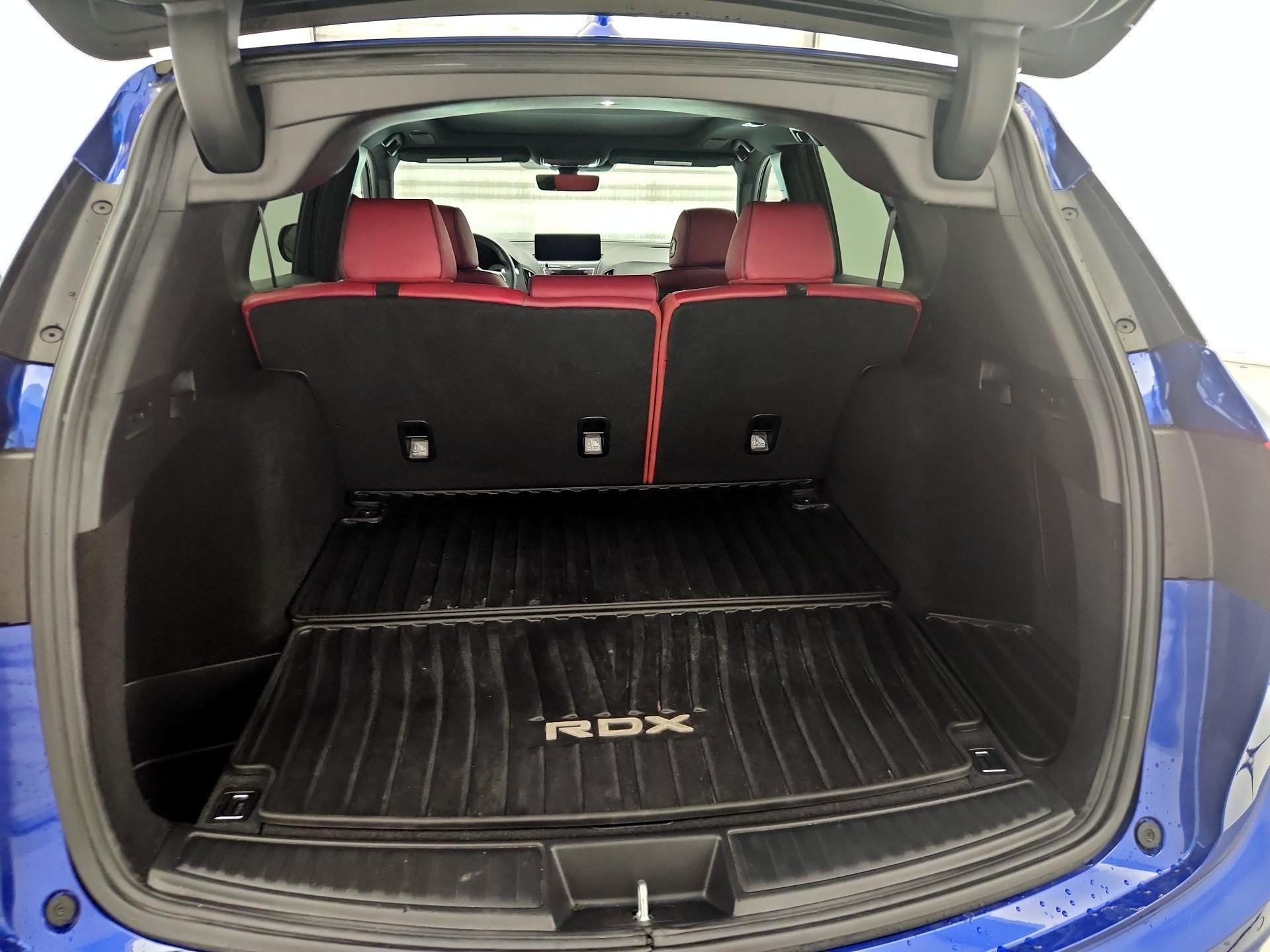 Thumbnail: 2023 Acura RDX - 20