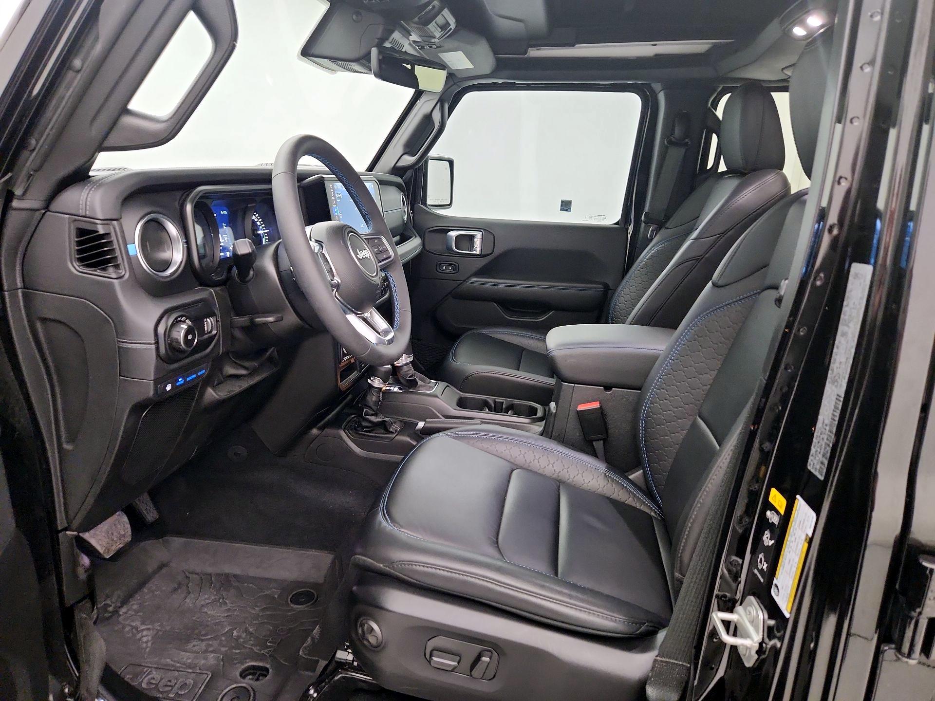 Thumbnail: 2024 Jeep Wrangler - 11