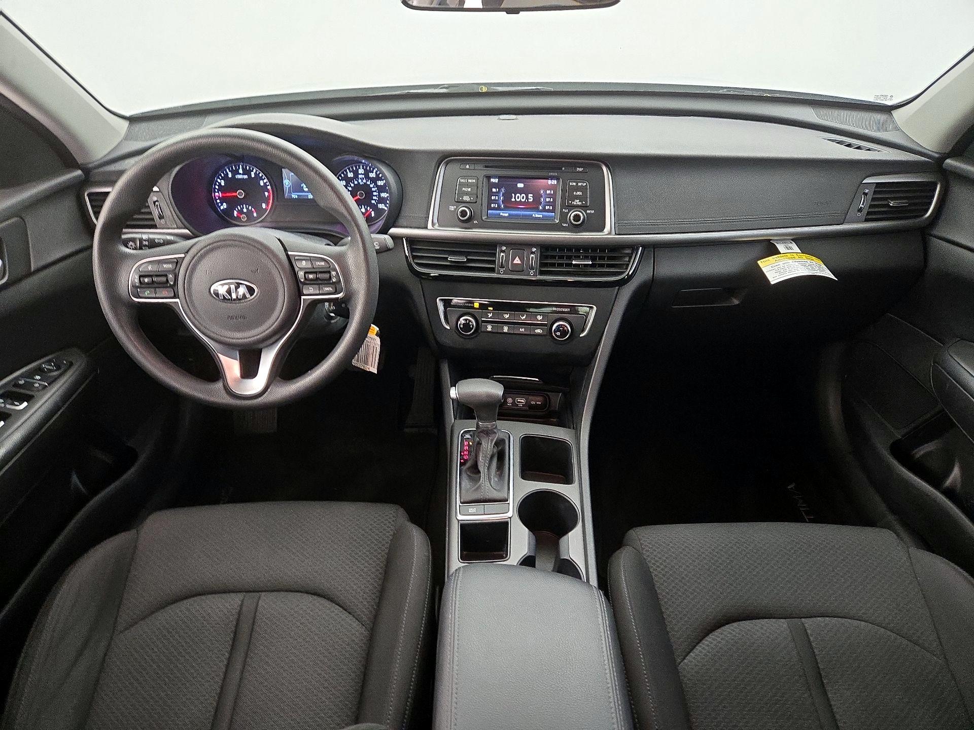 Thumbnail: 2017 Kia Optima - 9