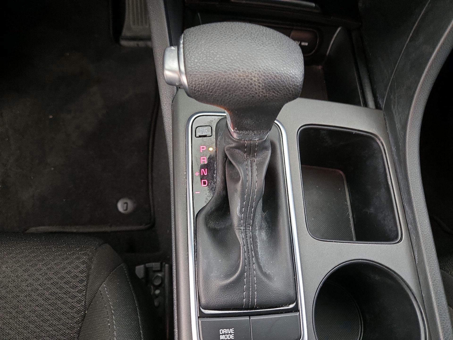 Thumbnail: 2017 Kia Optima - 17