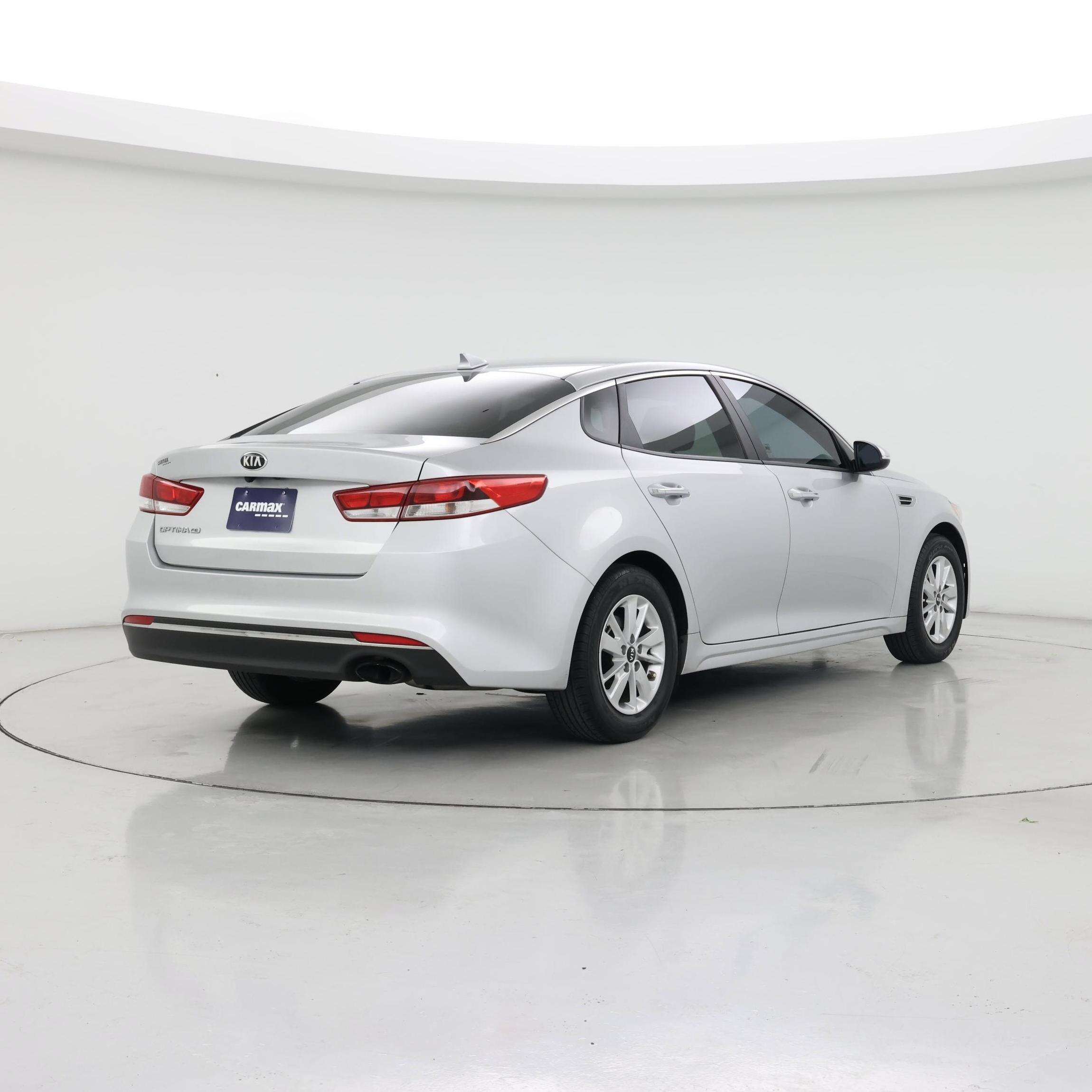 Thumbnail: 2017 Kia Optima - 8