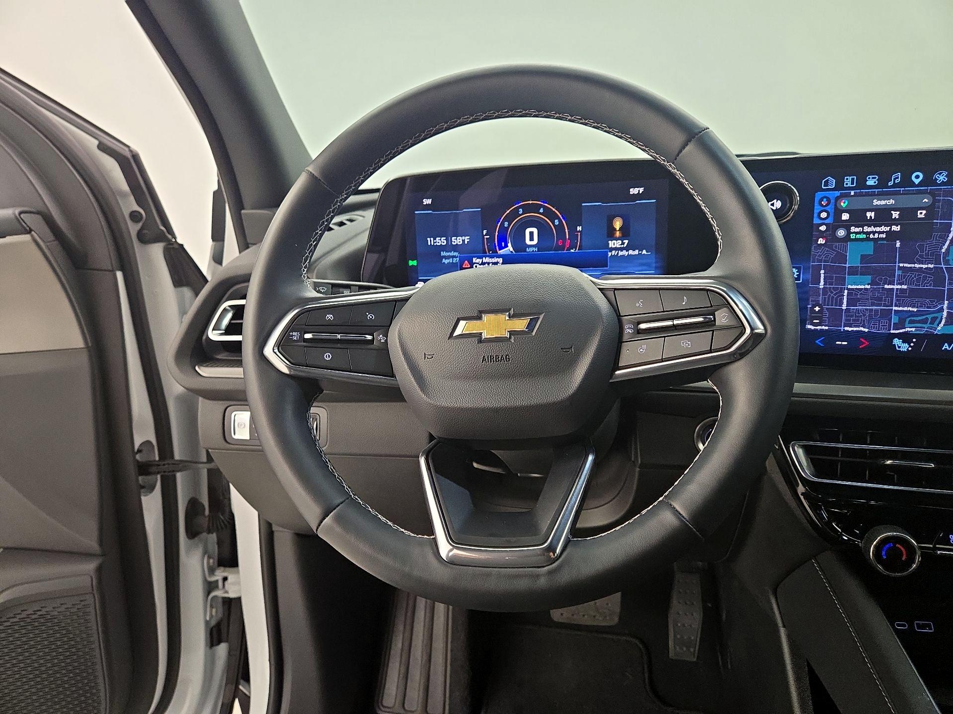 Thumbnail: 2025 Chevrolet Traverse - 10