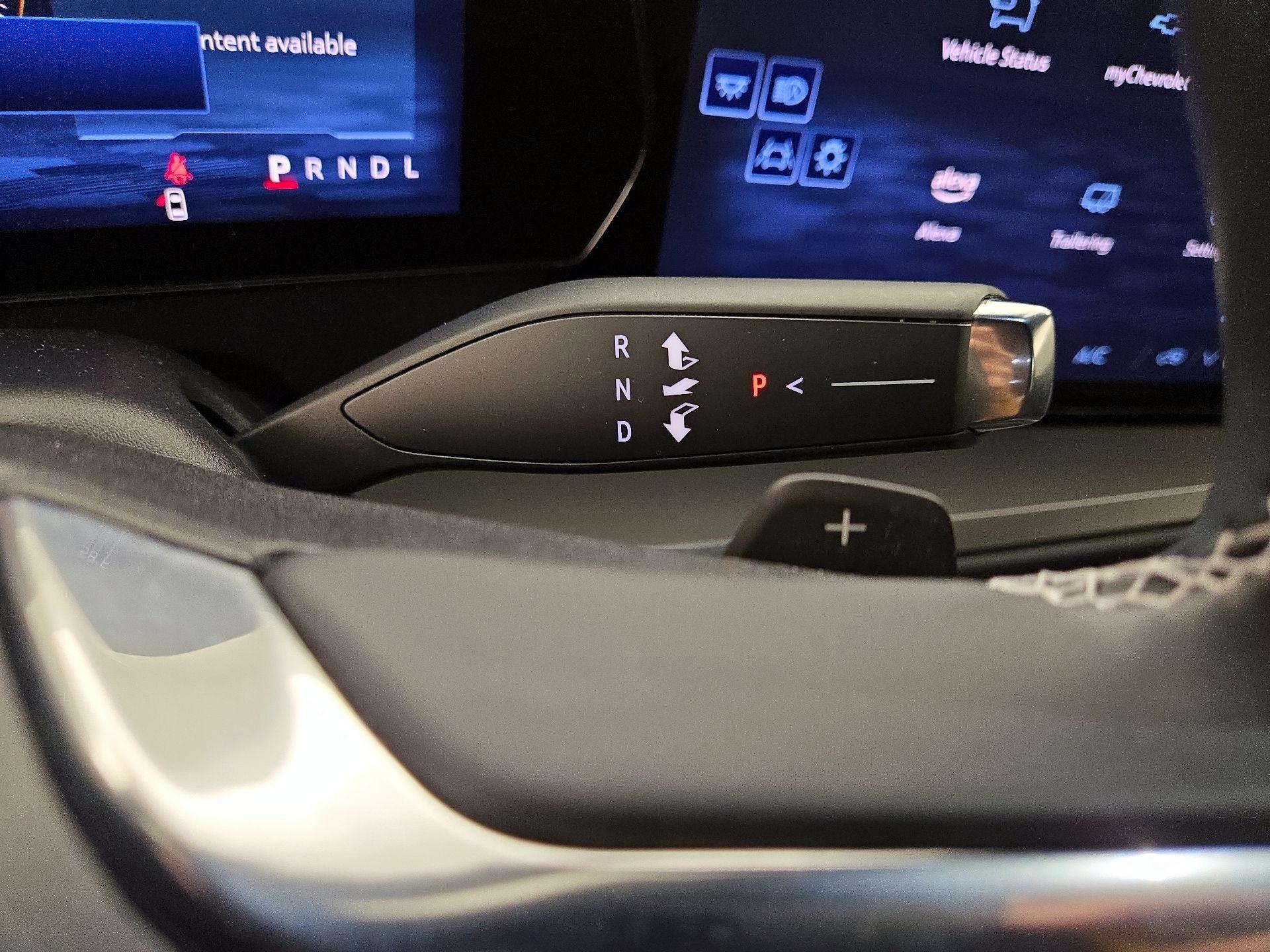 Thumbnail: 2025 Chevrolet Traverse - 18