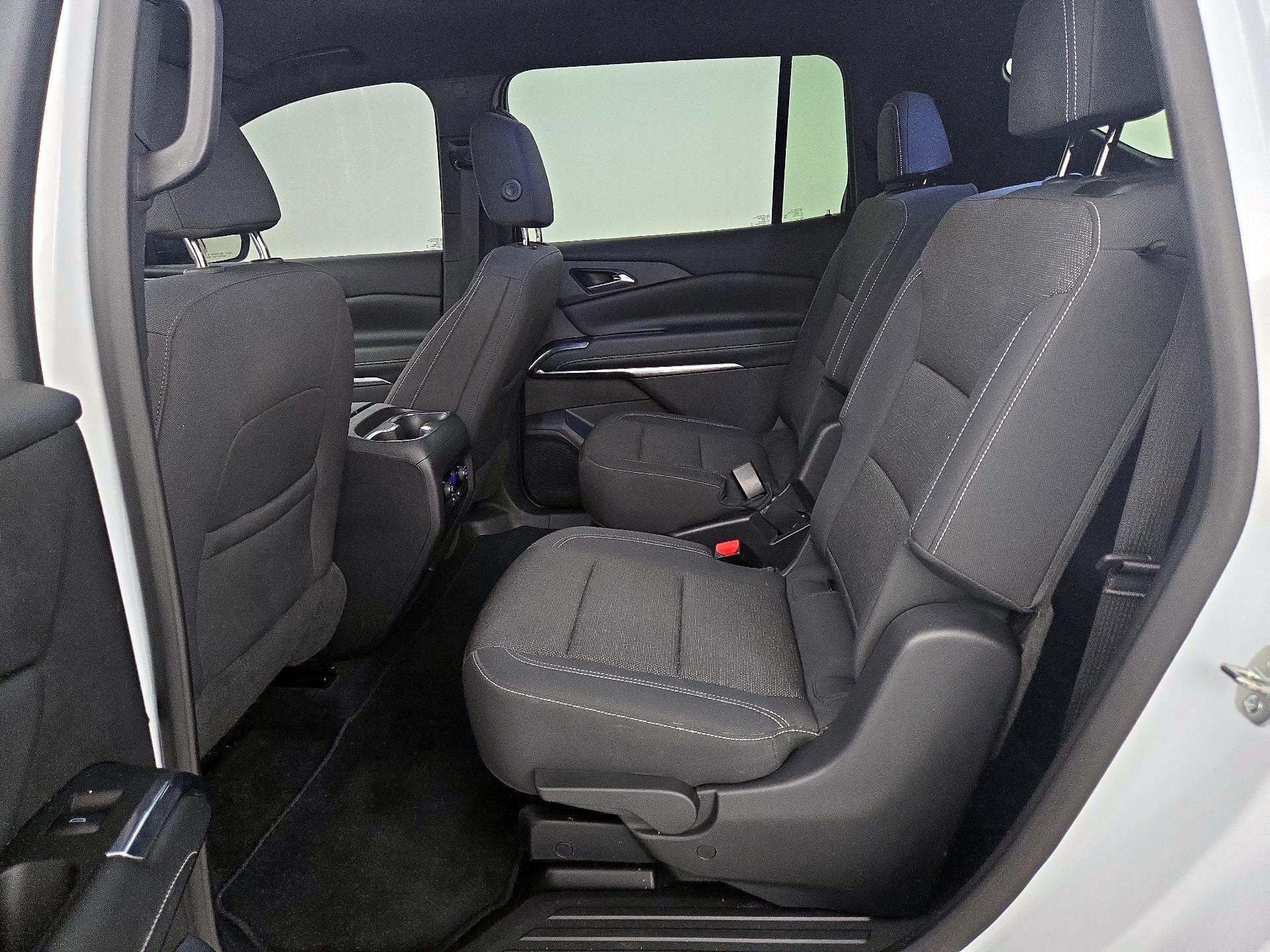 Thumbnail: 2025 Chevrolet Traverse - 20