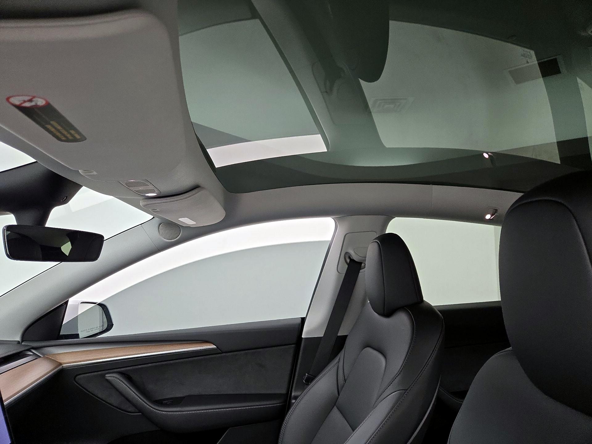 Thumbnail: 2023 Tesla Model Y - 18