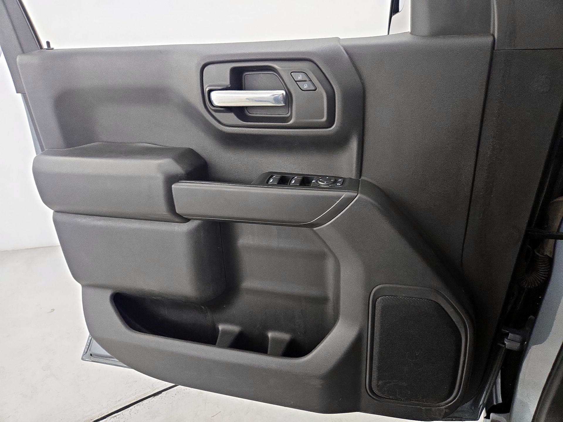 Thumbnail: 2021 Chevrolet Silverado 1500 - 12