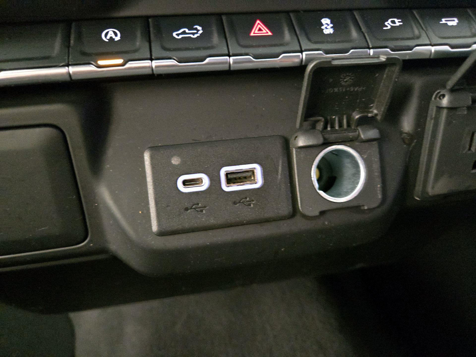 Thumbnail: 2021 Chevrolet Silverado 1500 - 18