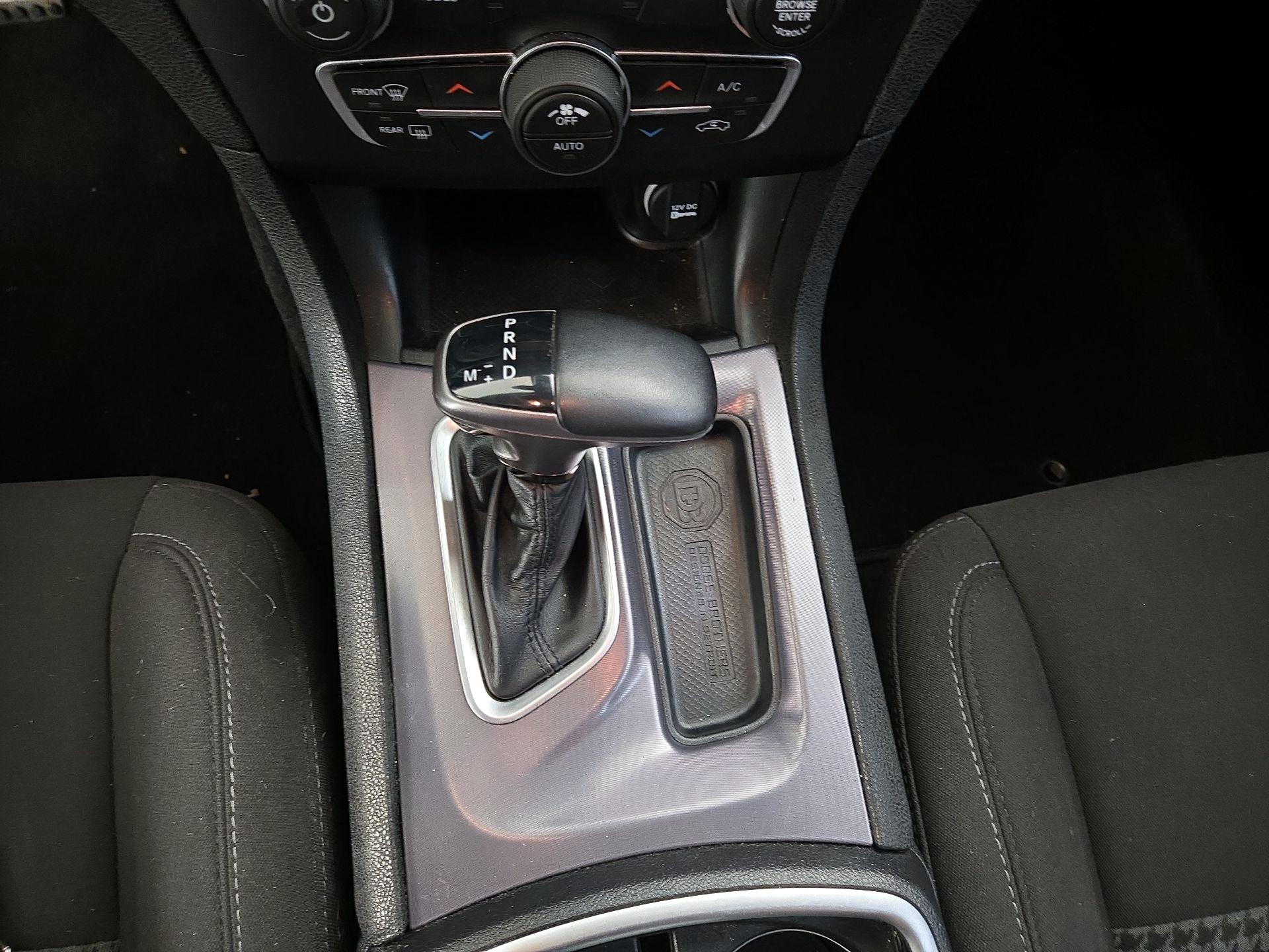 Thumbnail: 2020 Dodge Charger - 17