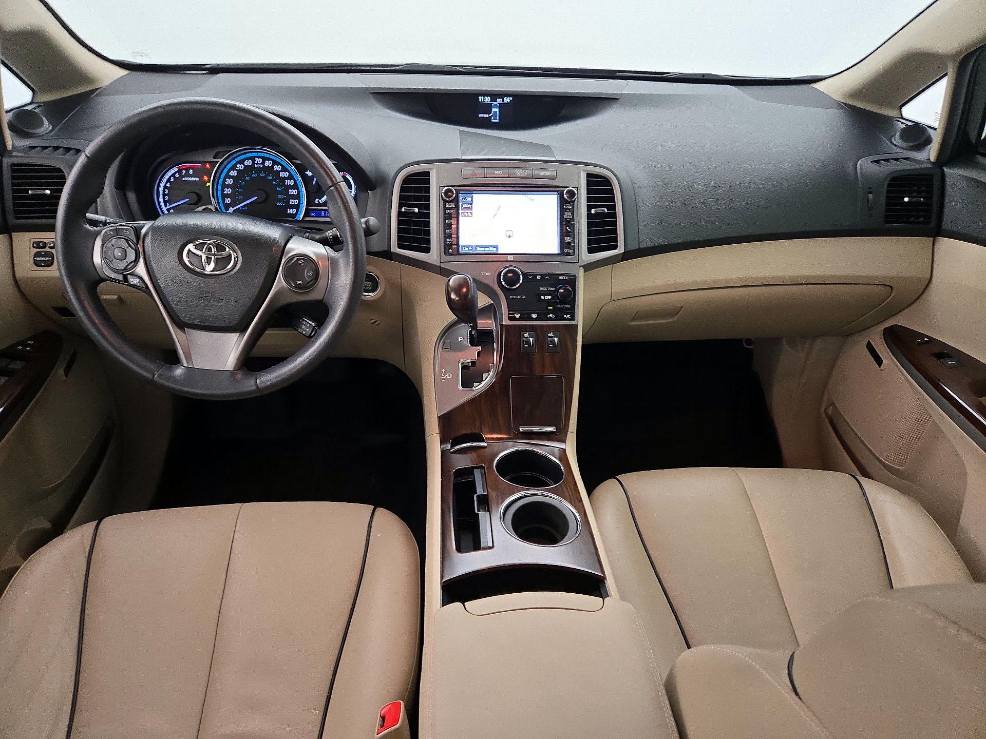 Thumbnail: 2014 Toyota Venza - 9