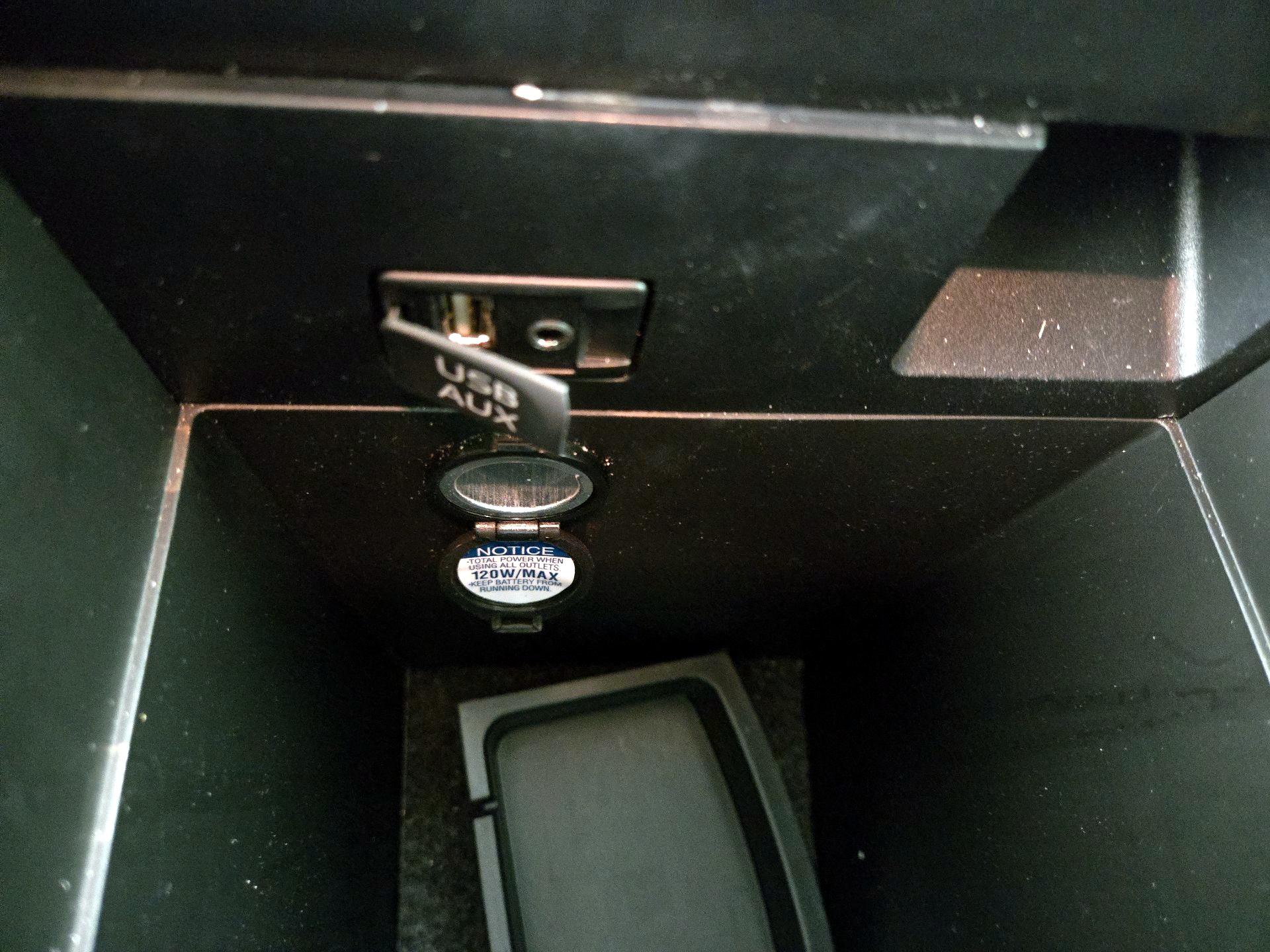 Thumbnail: 2014 Toyota Venza - 19