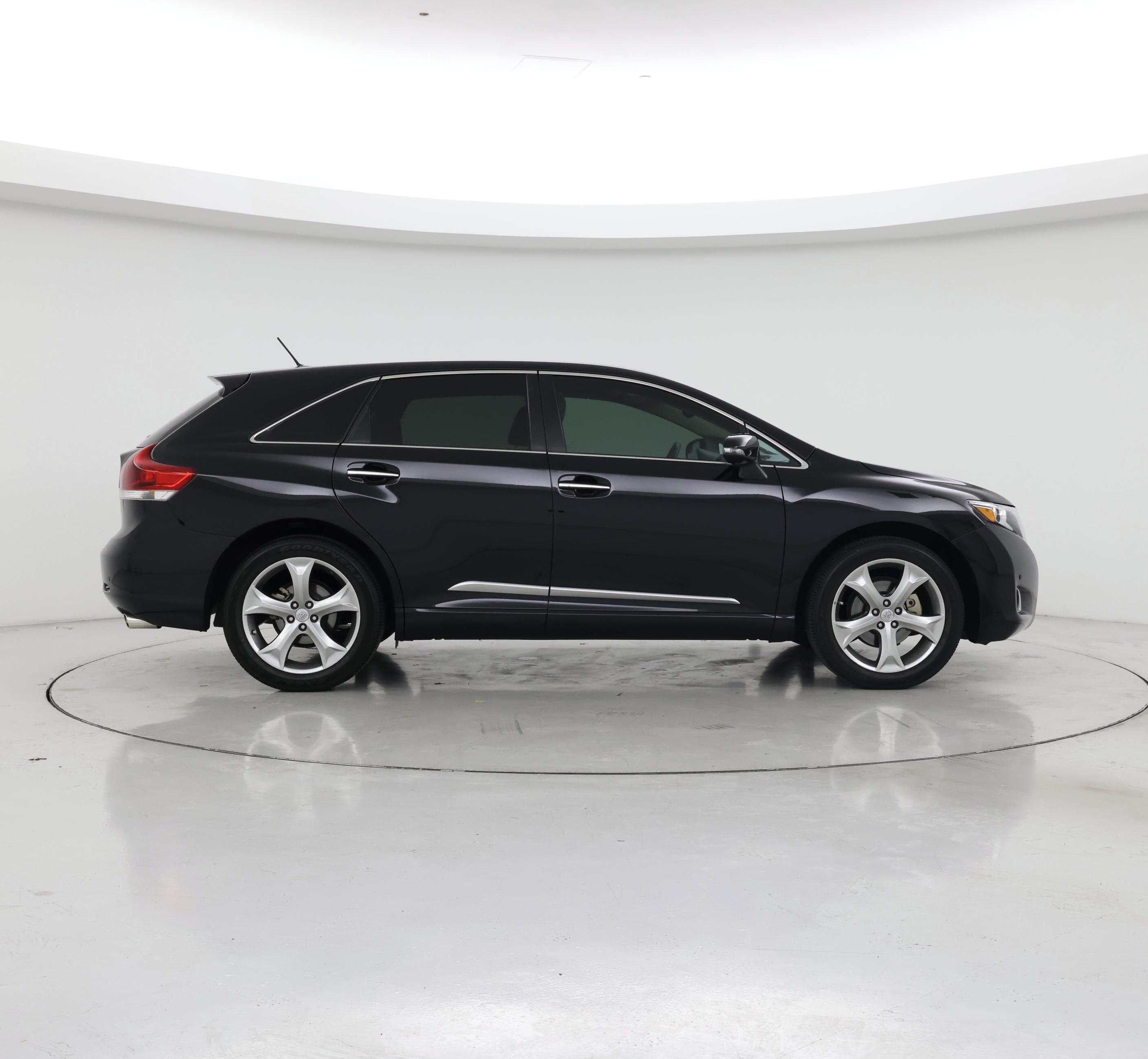 Thumbnail: 2014 Toyota Venza - 7