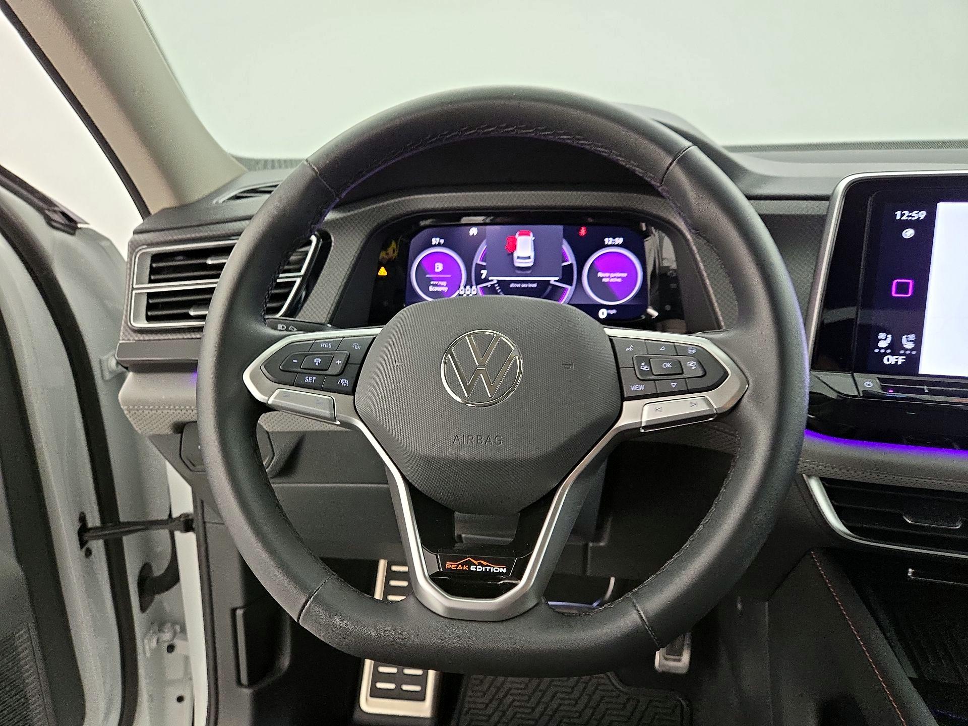 Thumbnail: 2025 Volkswagen Atlas - 10