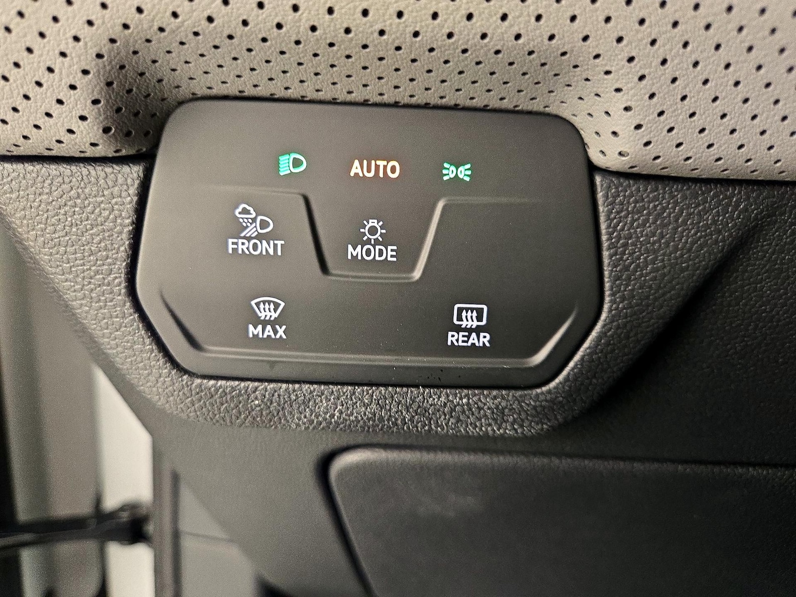 2025 Volkswagen Atlas Atlas Peak Edition - Photo 14