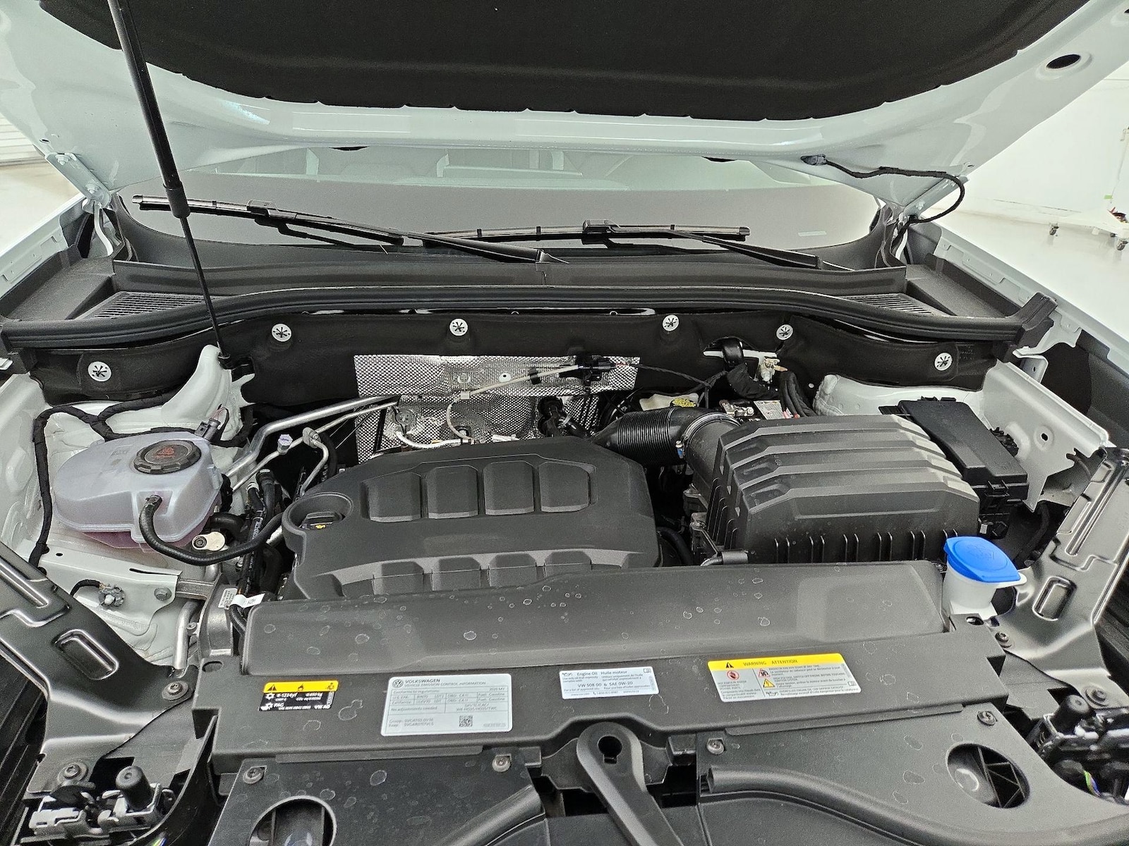2025 Volkswagen Atlas Atlas Peak Edition - Photo 25