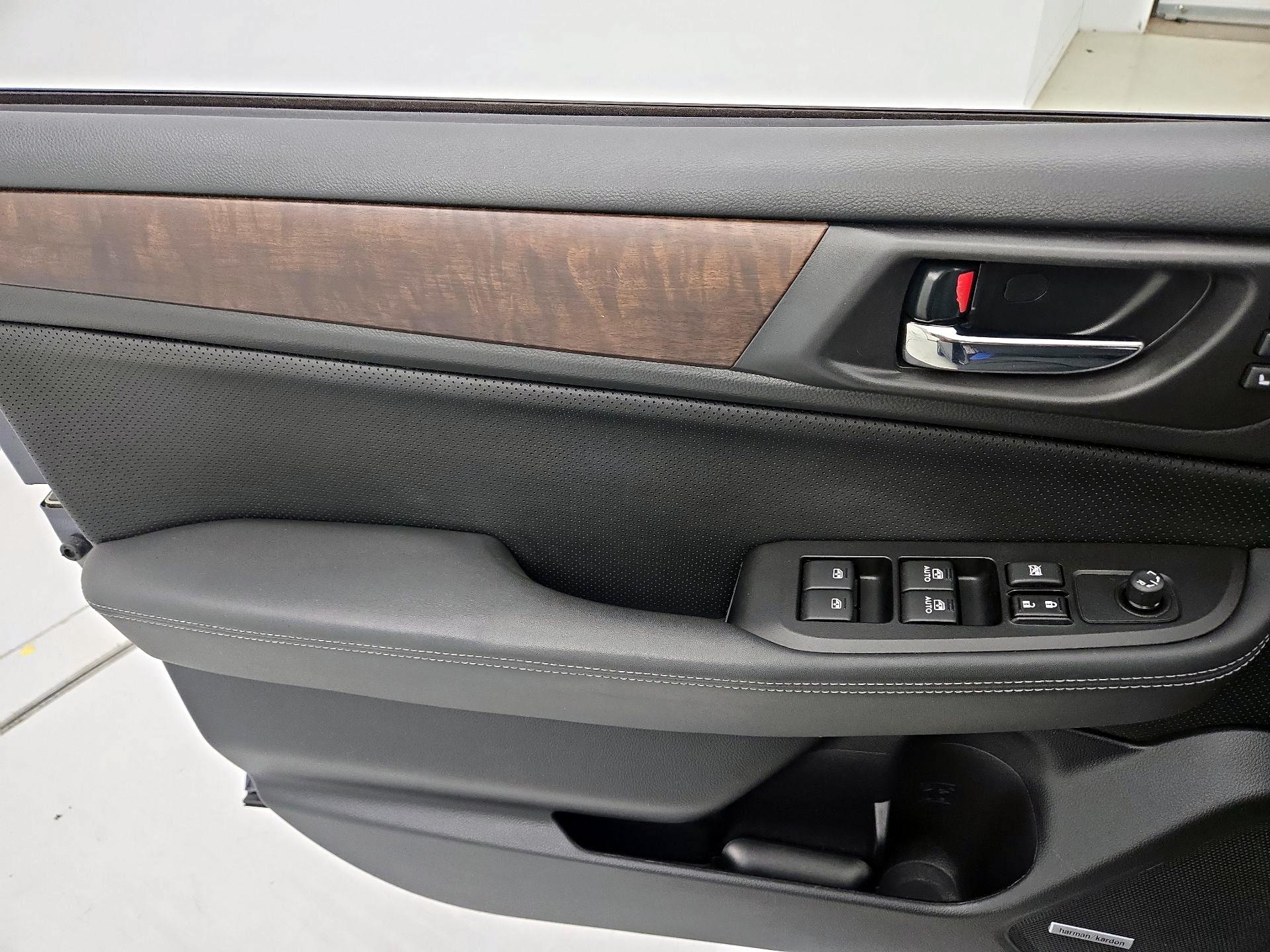 Thumbnail: 2017 Subaru Outback - 10