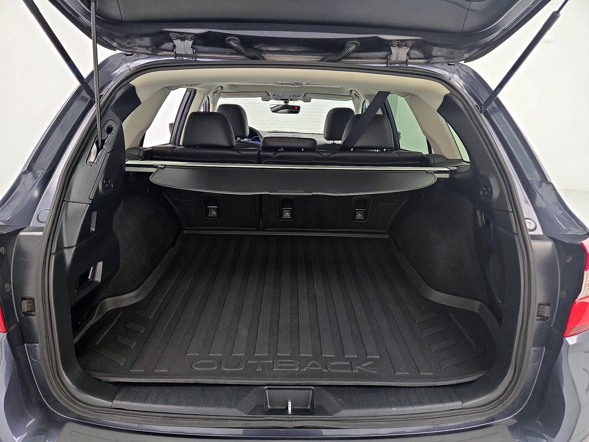 Thumbnail: 2017 Subaru Outback - 20