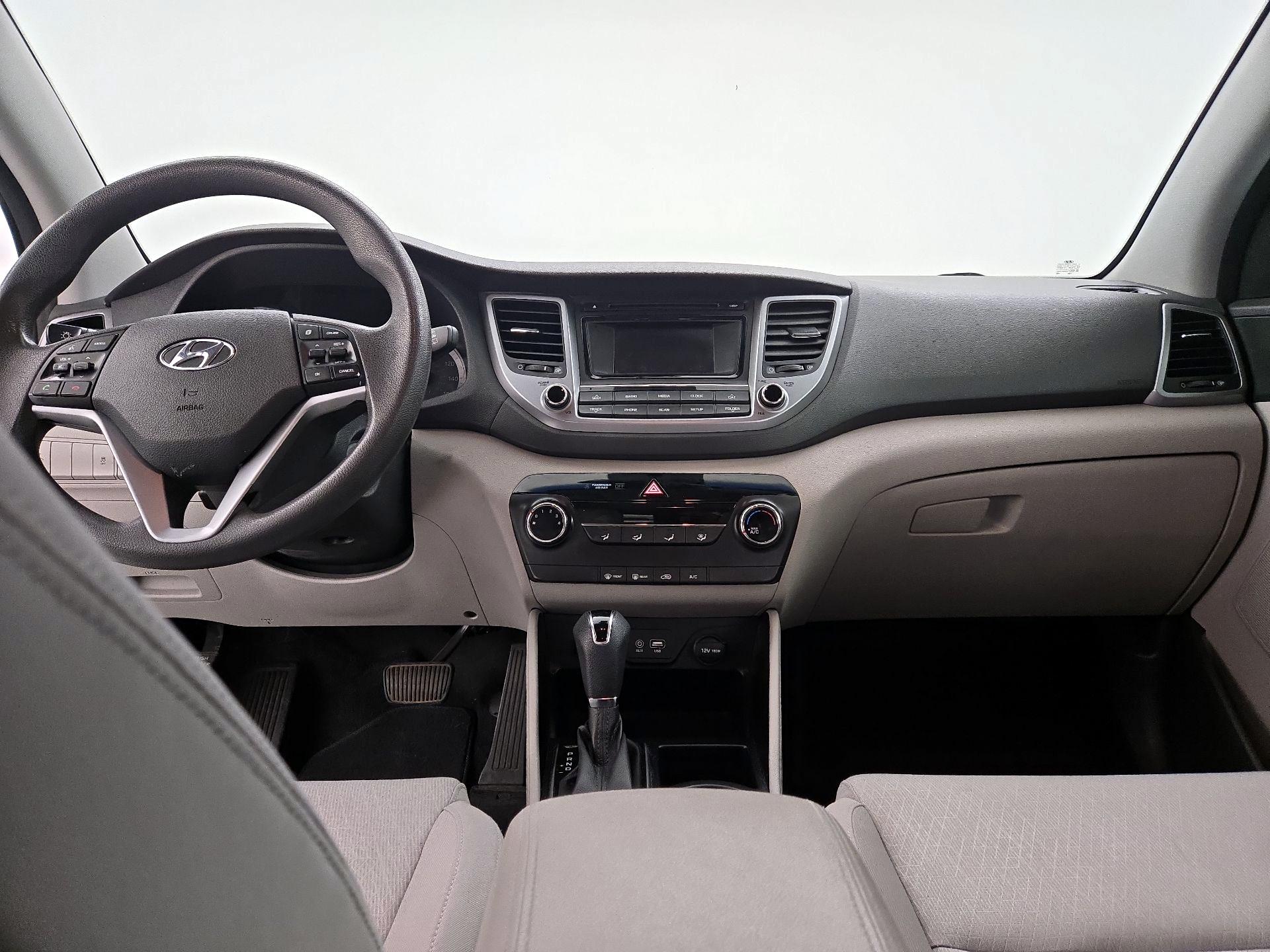 Thumbnail: 2017 Hyundai Tucson - 9