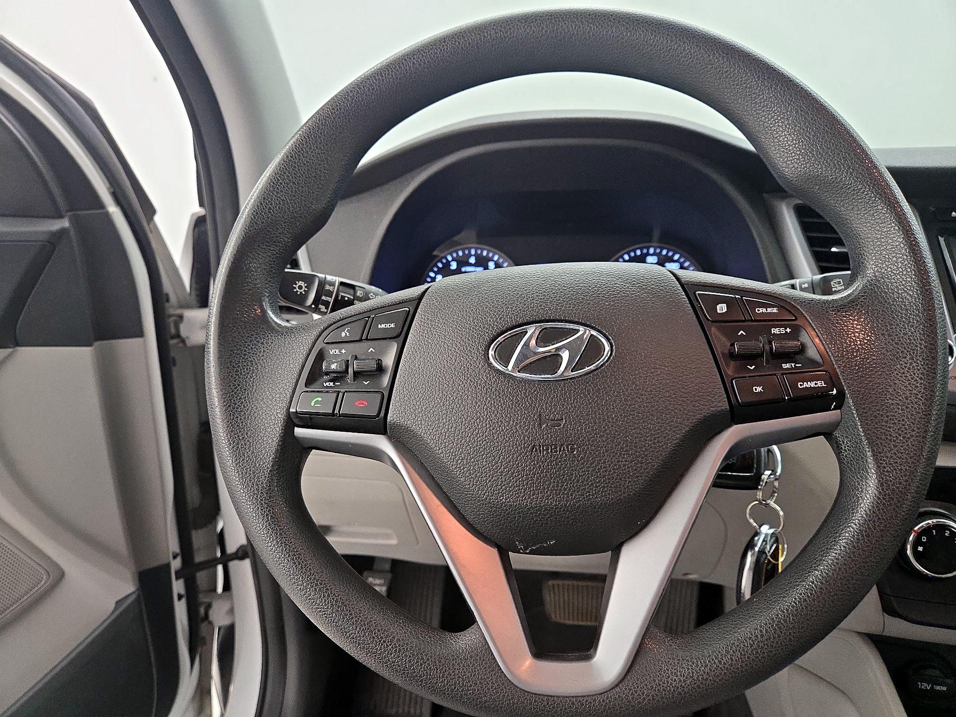 Thumbnail: 2017 Hyundai Tucson - 10