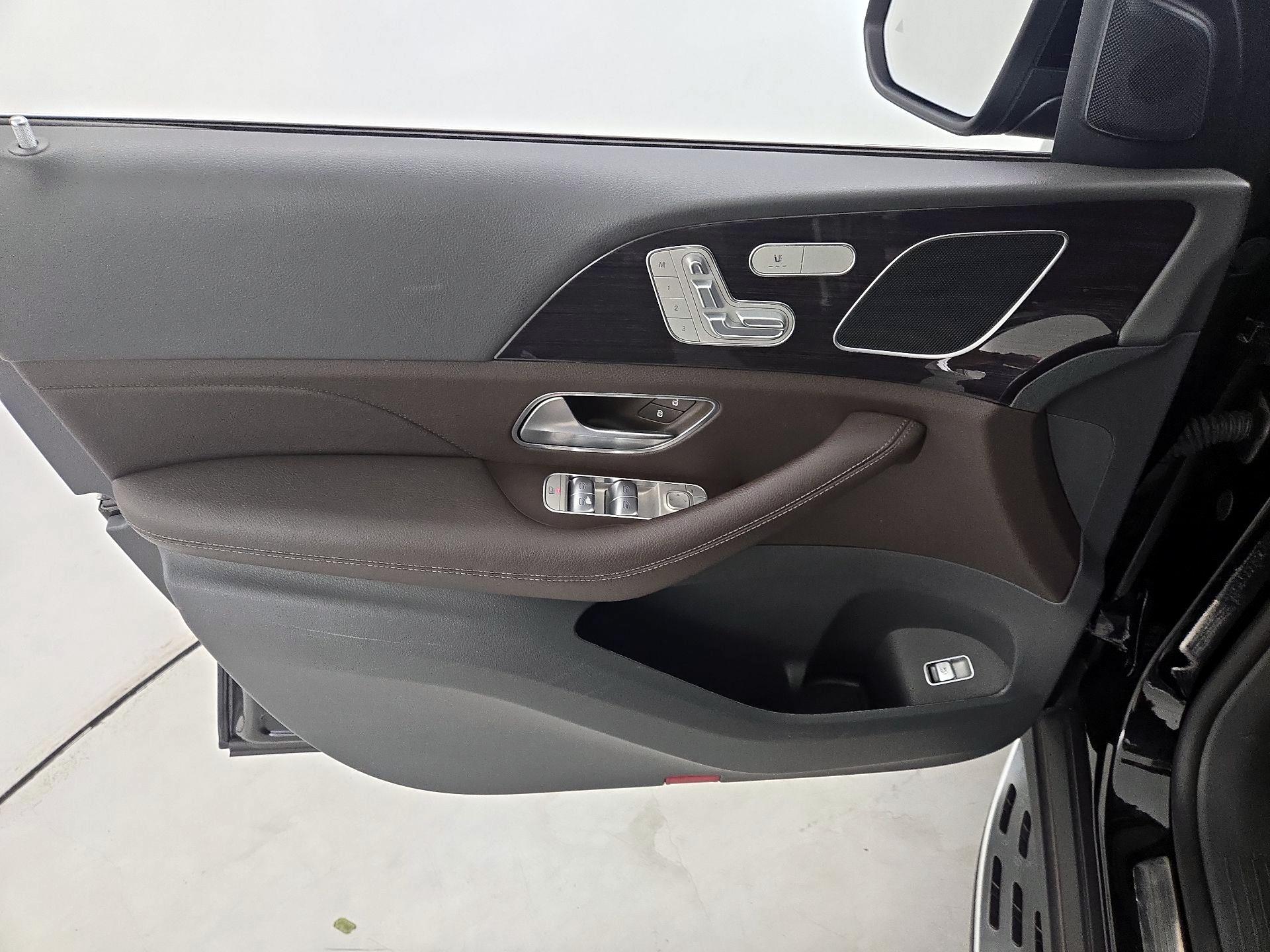 Thumbnail: 2020 Mercedes-Benz GLE - 12