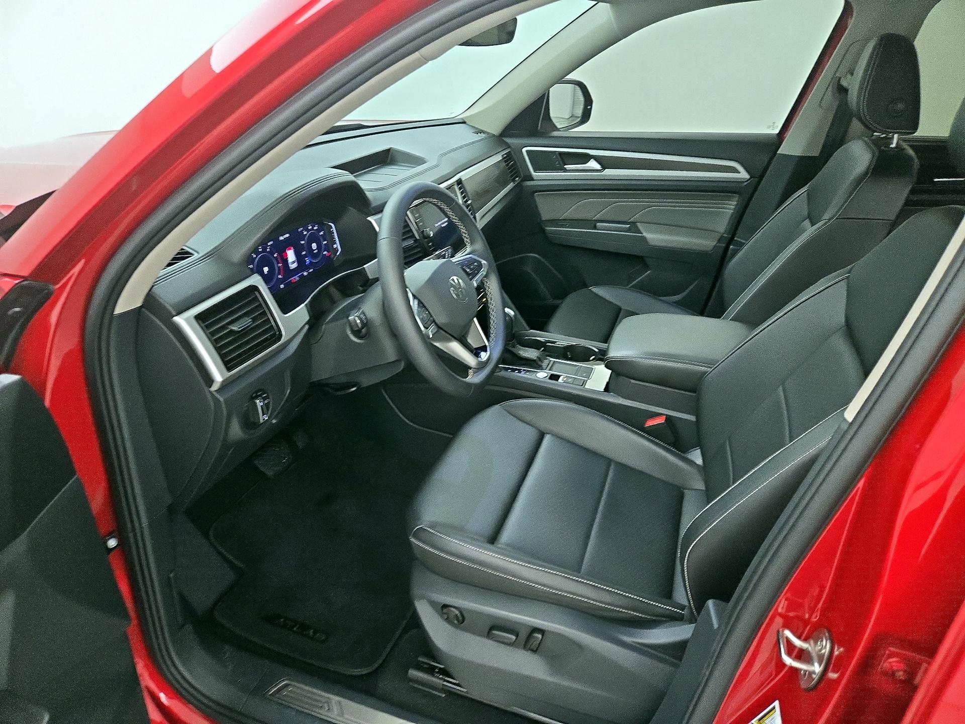 Thumbnail: 2023 Volkswagen Atlas - 11