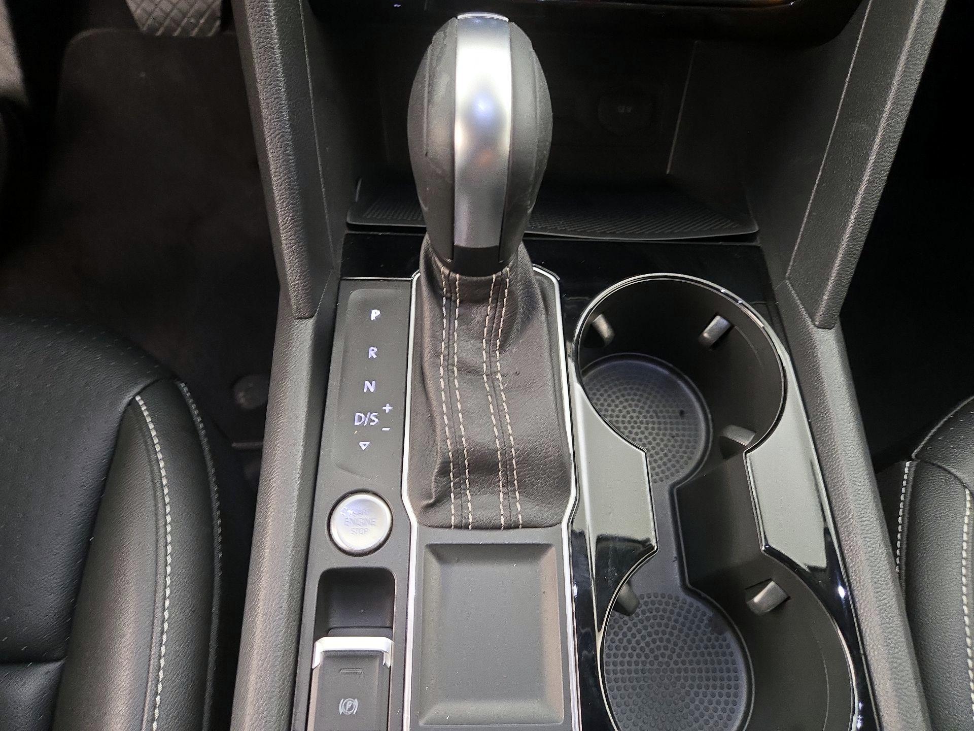 Thumbnail: 2023 Volkswagen Atlas - 17