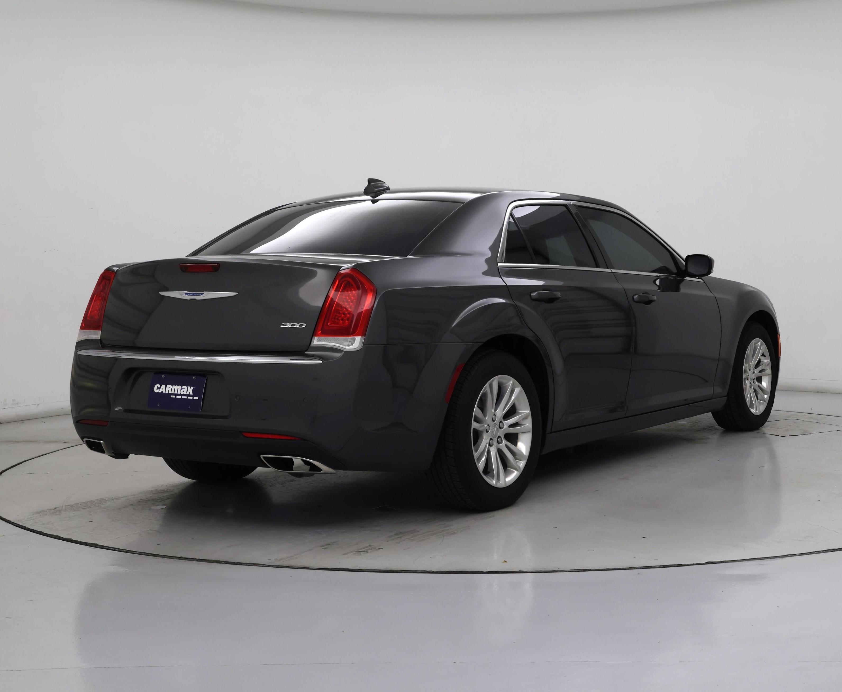 Thumbnail: 2021 Chrysler 300 - 8