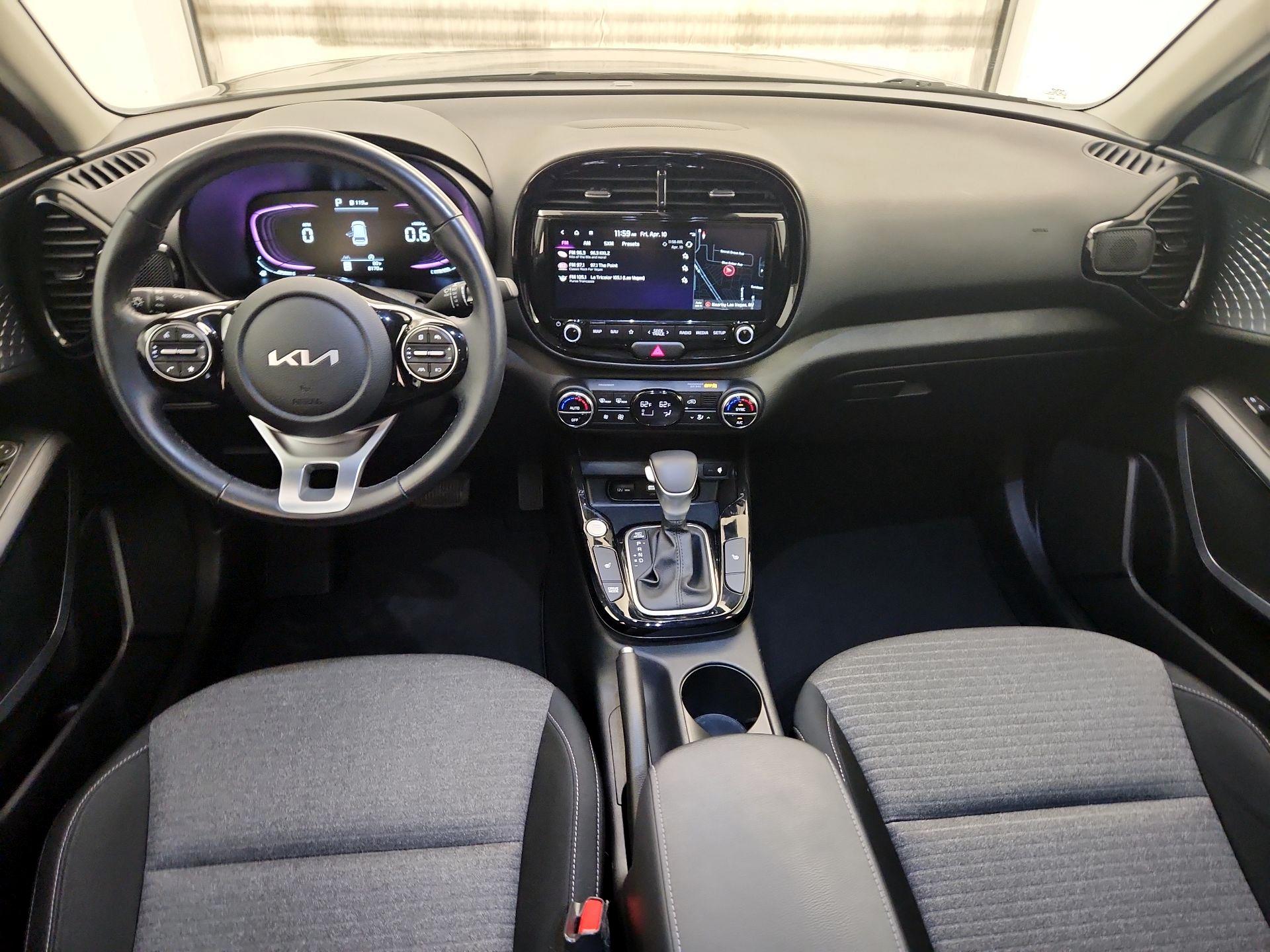 Thumbnail: 2023 Kia Soul - 9