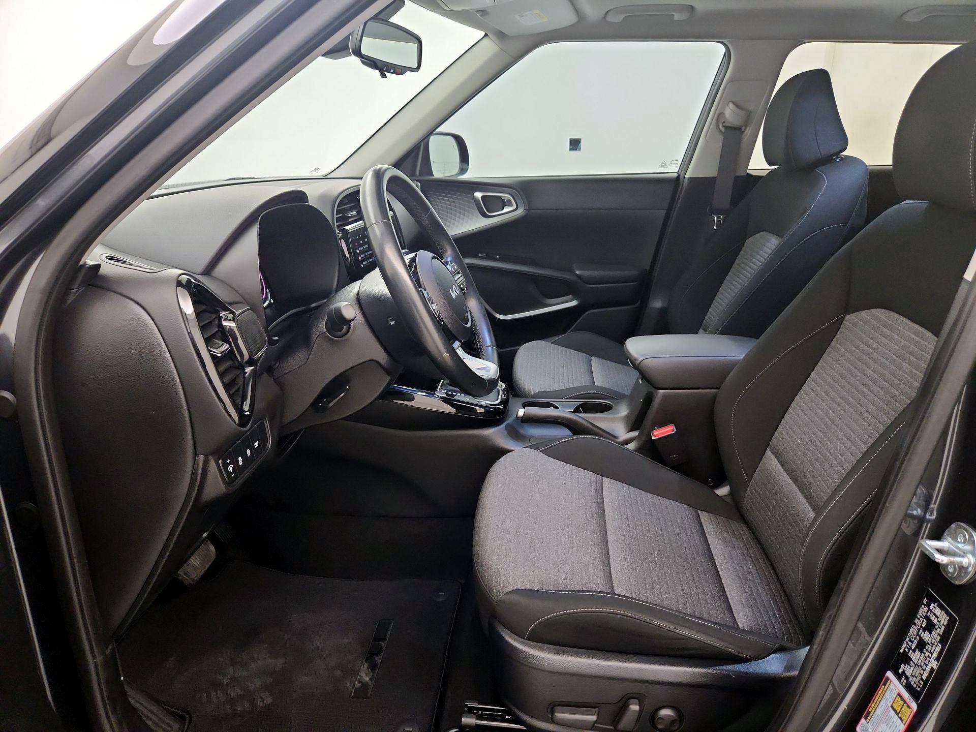 Thumbnail: 2023 Kia Soul - 11