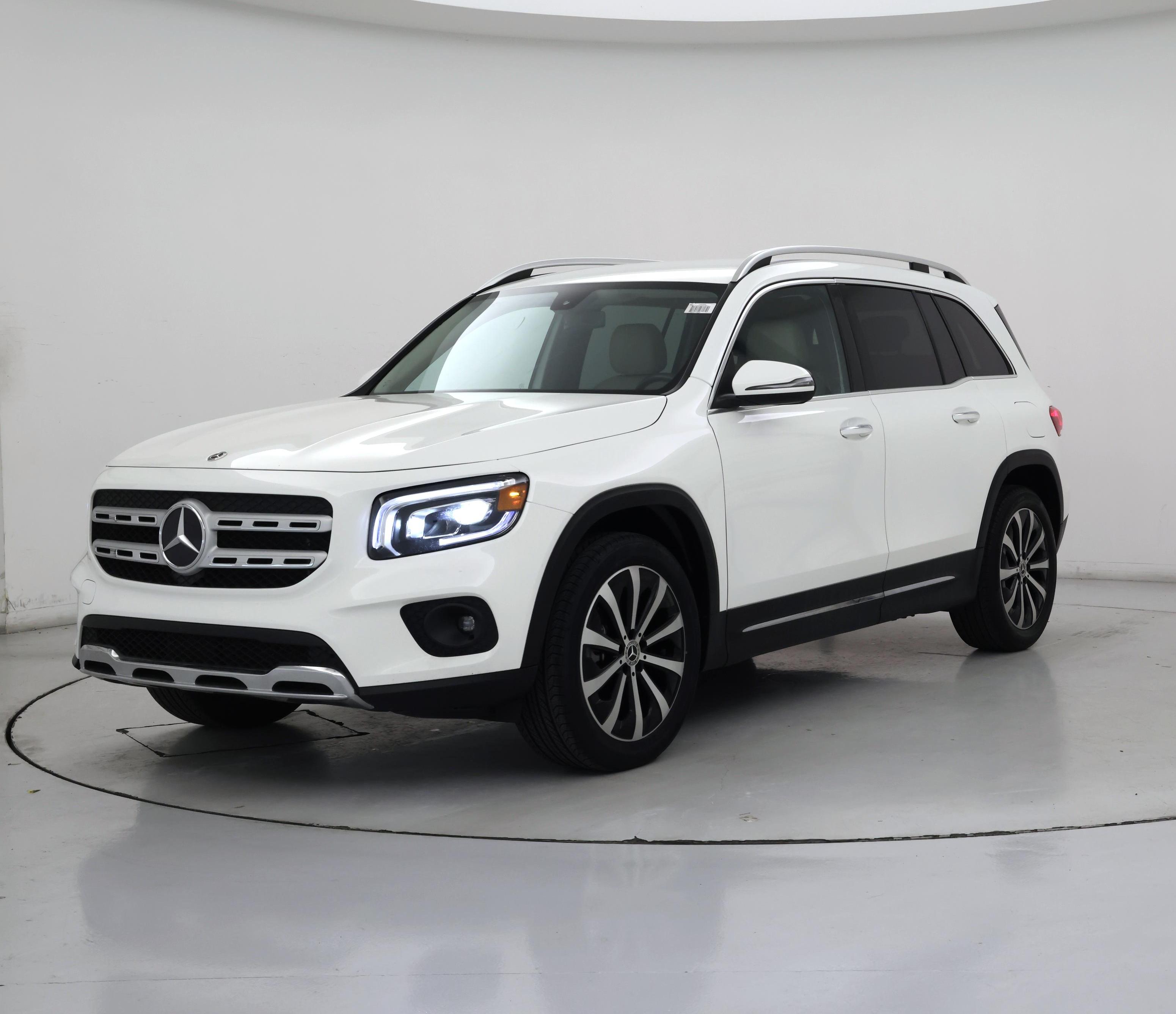 Thumbnail: 2023 Mercedes-Benz GLB - 4