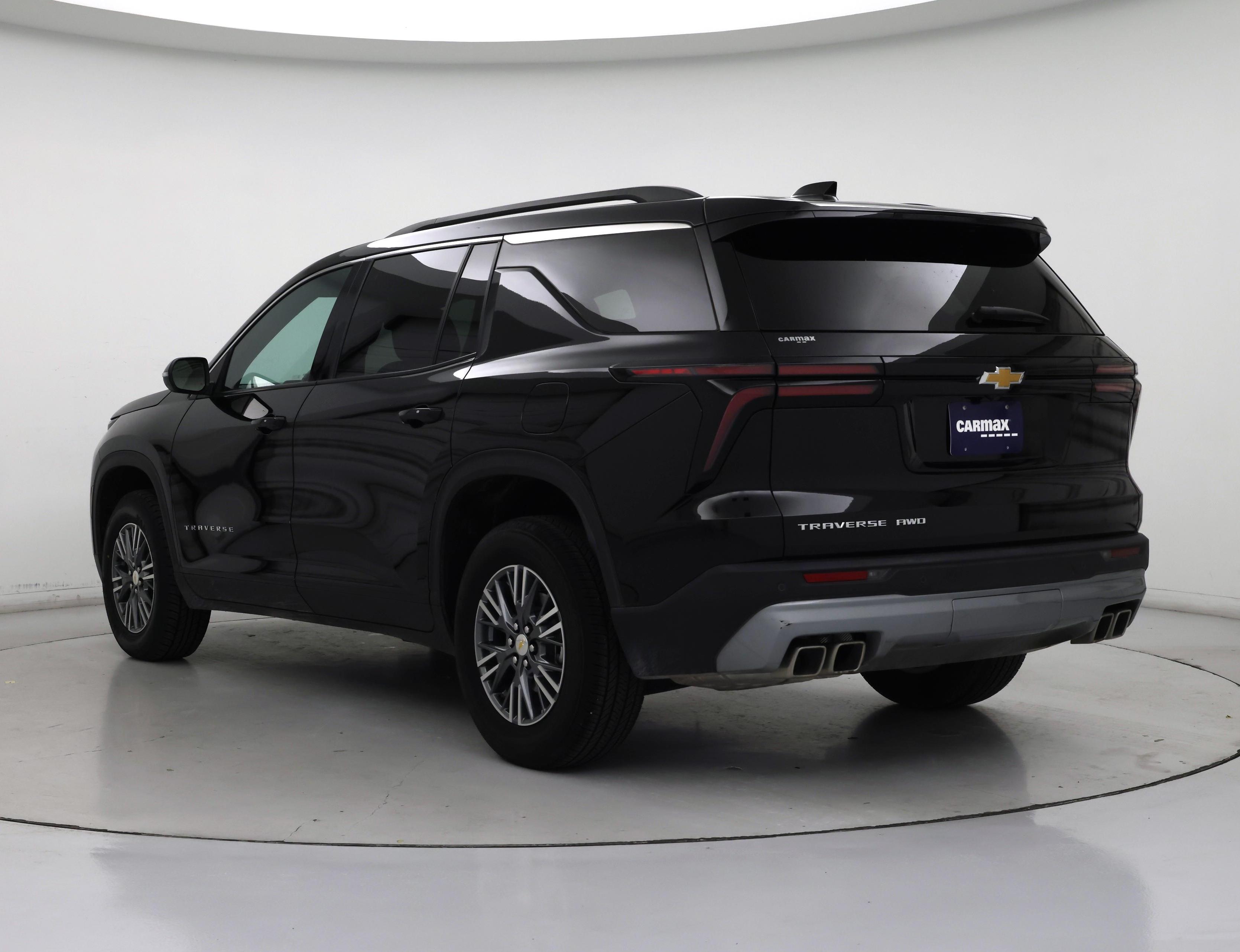 Thumbnail: 2025 Chevrolet Traverse - 2