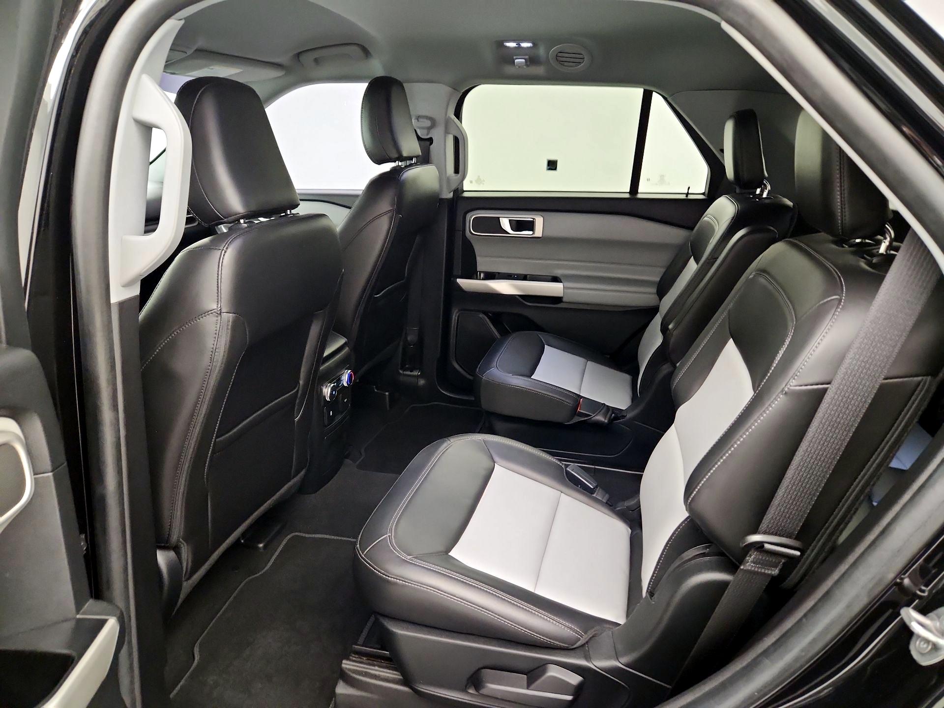 Thumbnail: 2022 Ford Explorer - 20