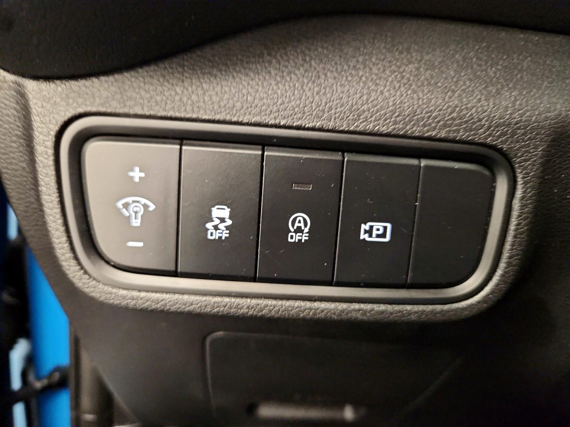 Thumbnail: 2023 Kia Soul - 13