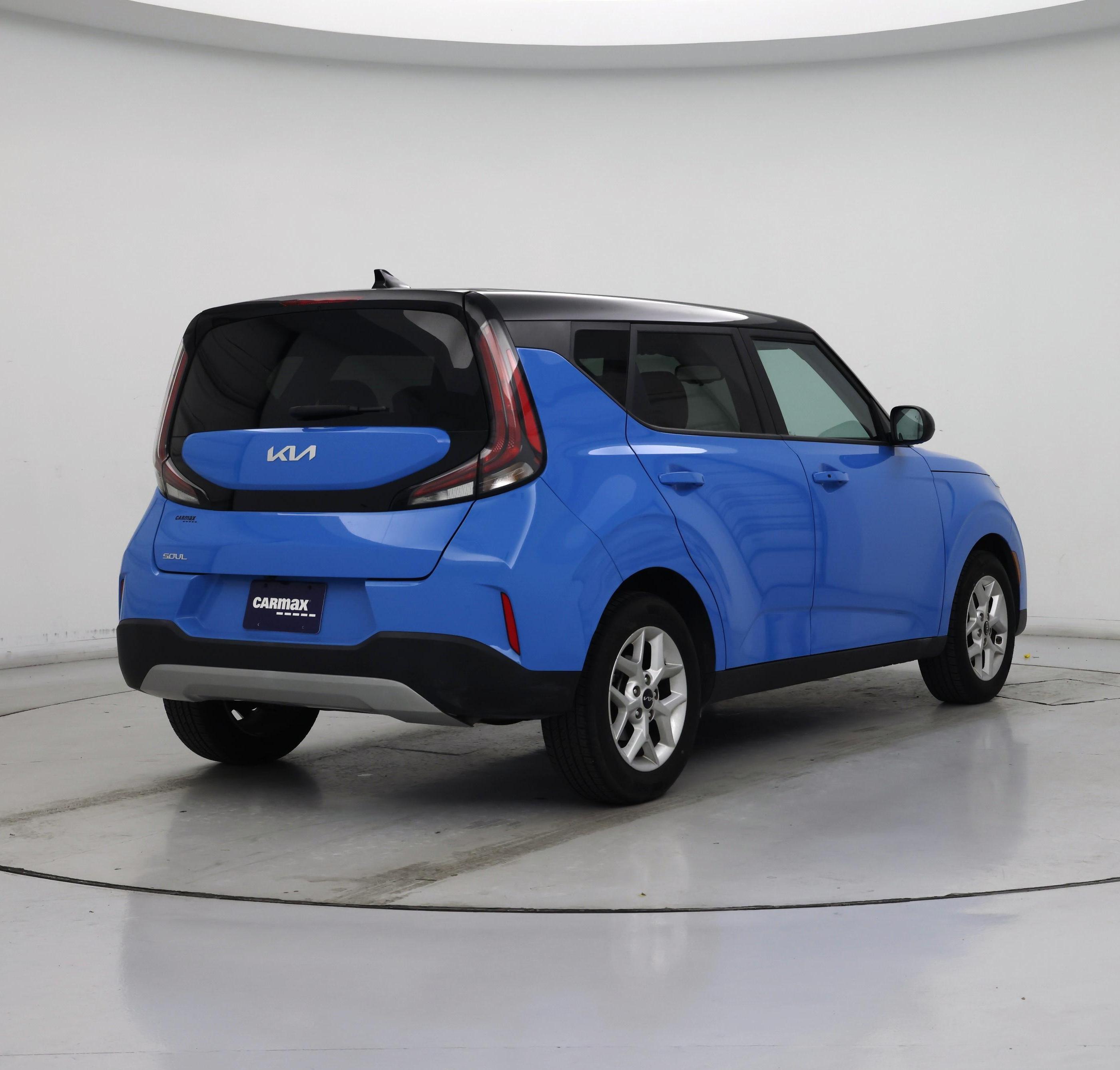 Thumbnail: 2023 Kia Soul - 8