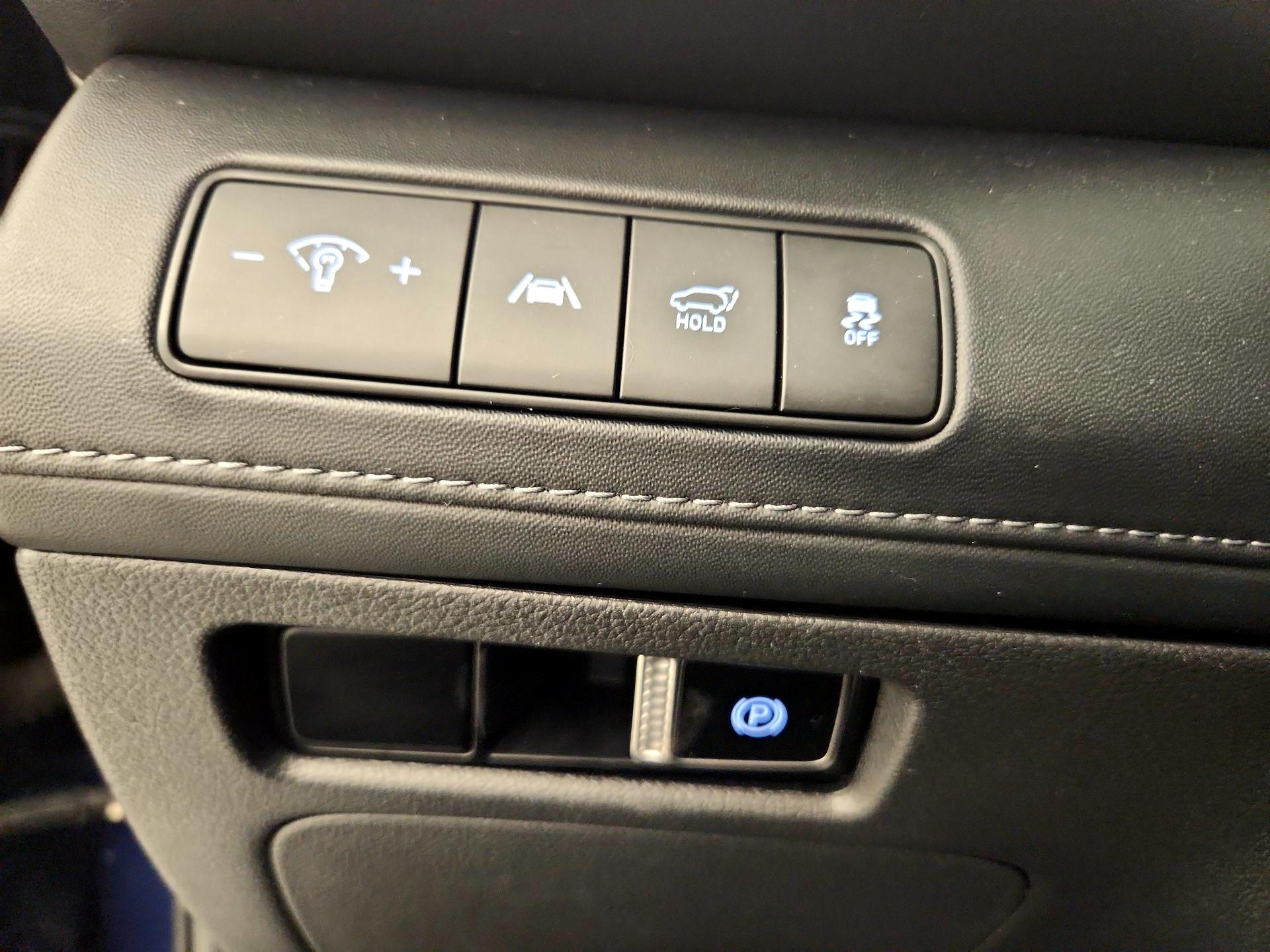 Thumbnail: 2021 Hyundai Santa Fe - 13