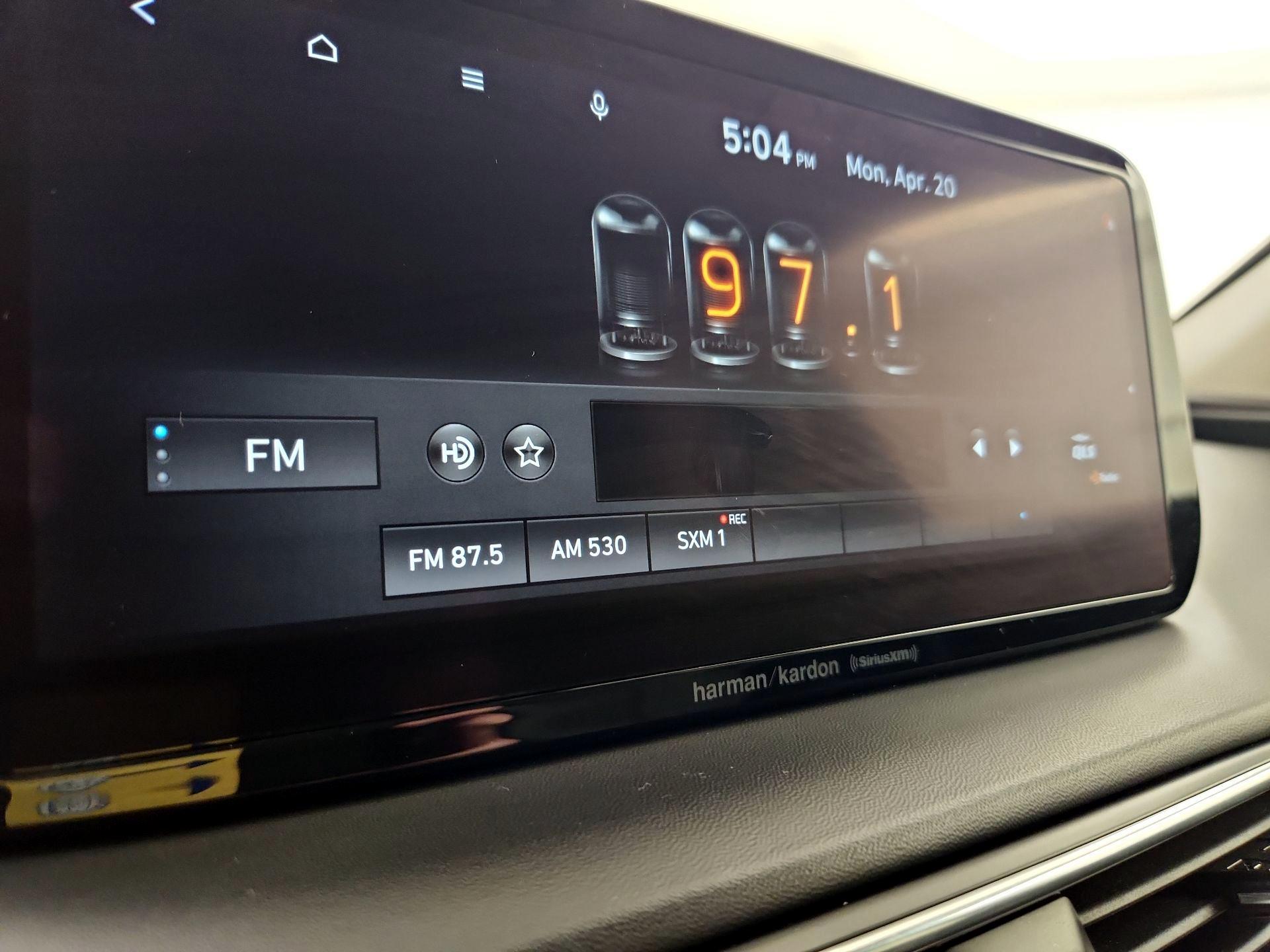 Thumbnail: 2021 Hyundai Santa Fe - 15