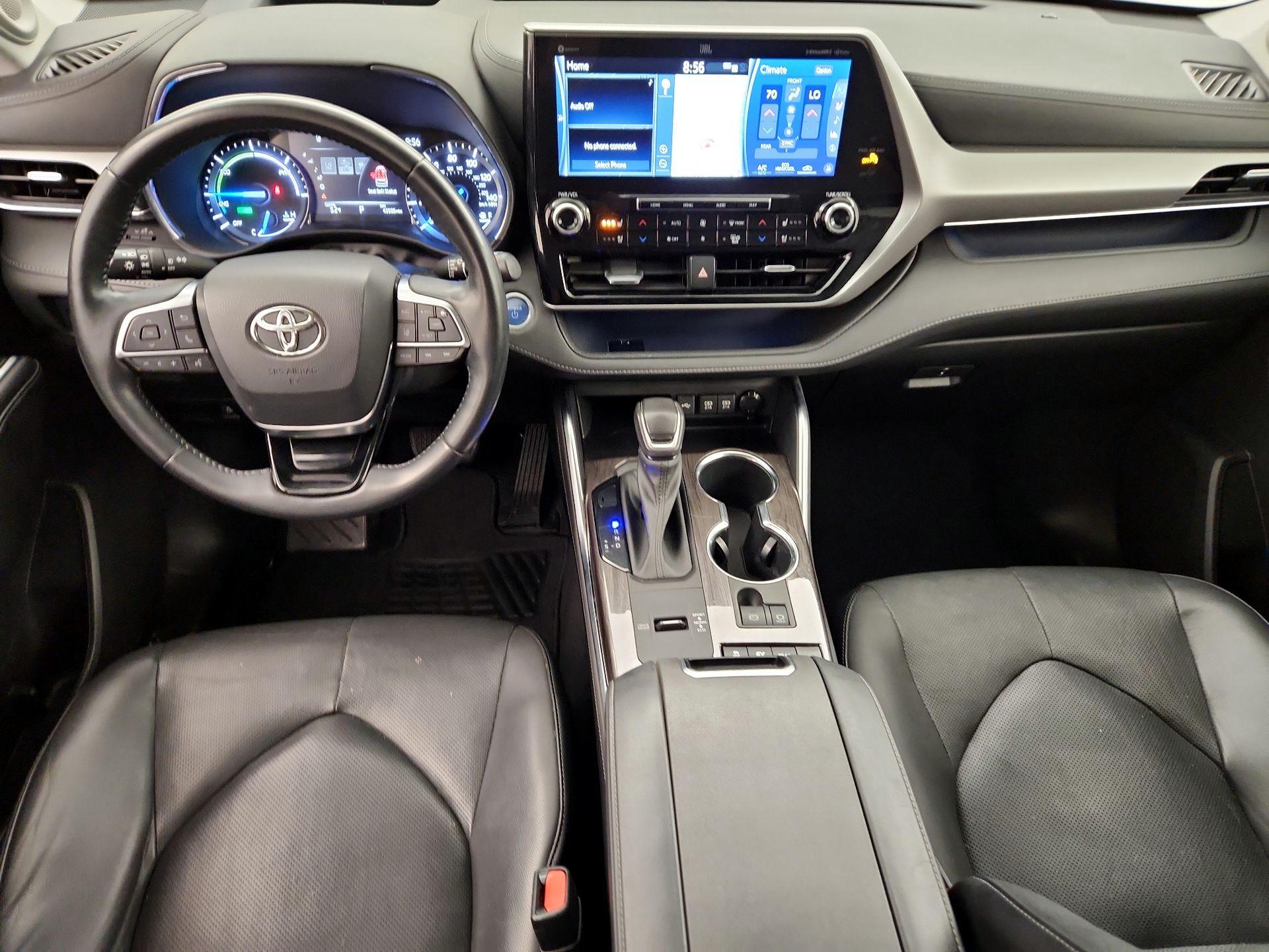Thumbnail: 2021 Toyota Highlander - 9