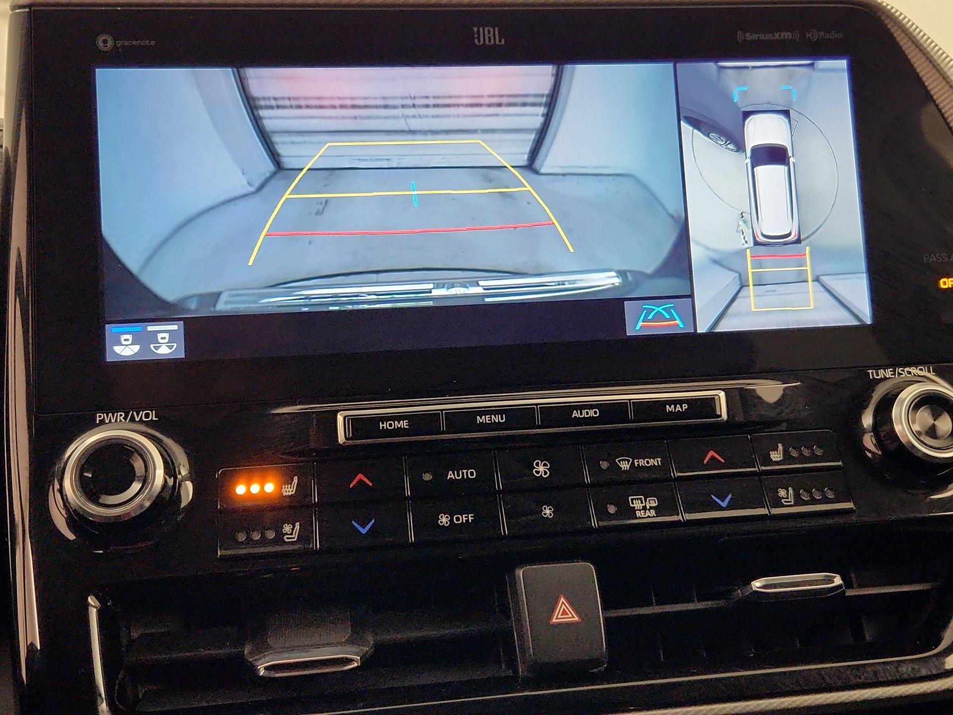 Thumbnail: 2021 Toyota Highlander - 14