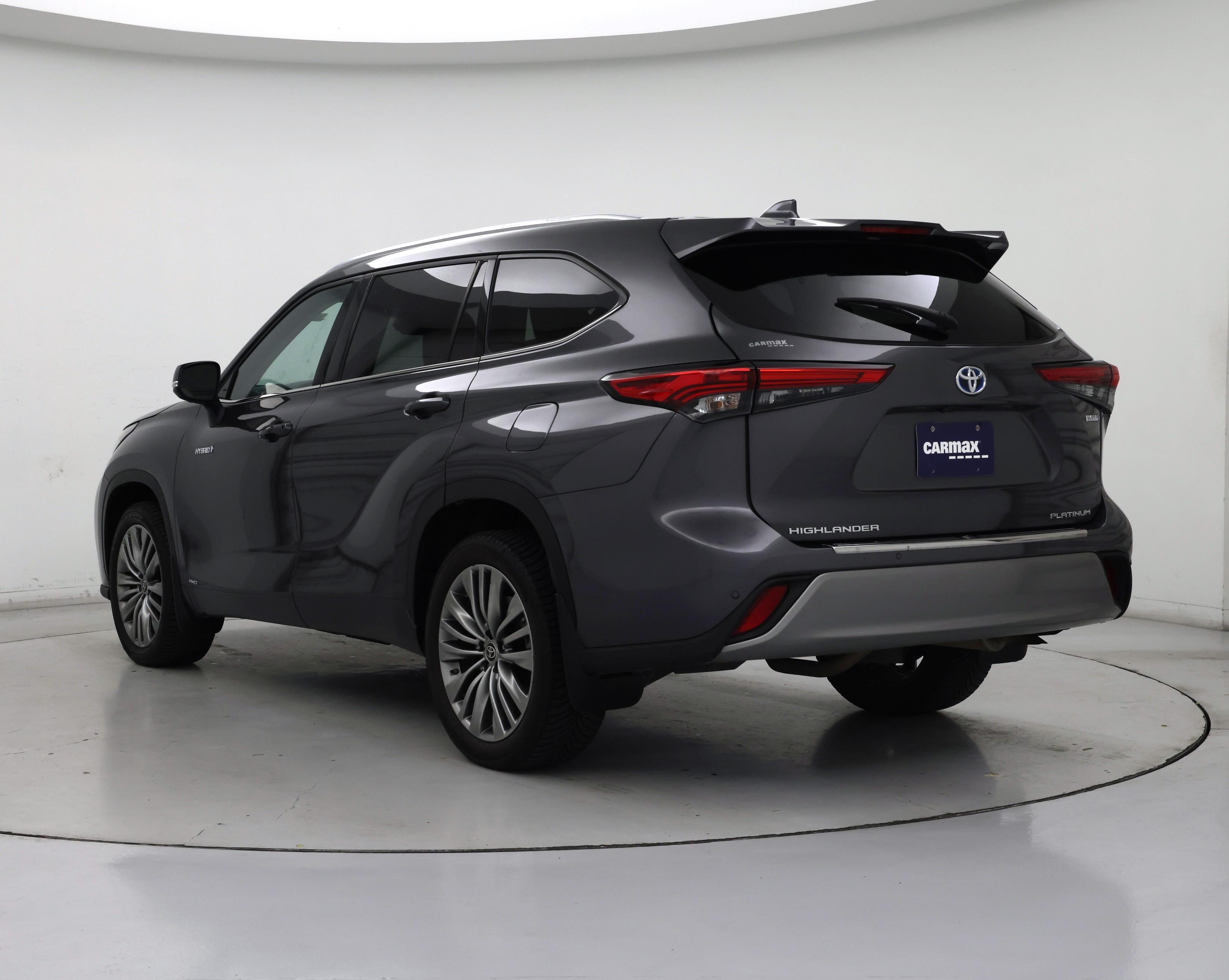 Thumbnail: 2021 Toyota Highlander - 2