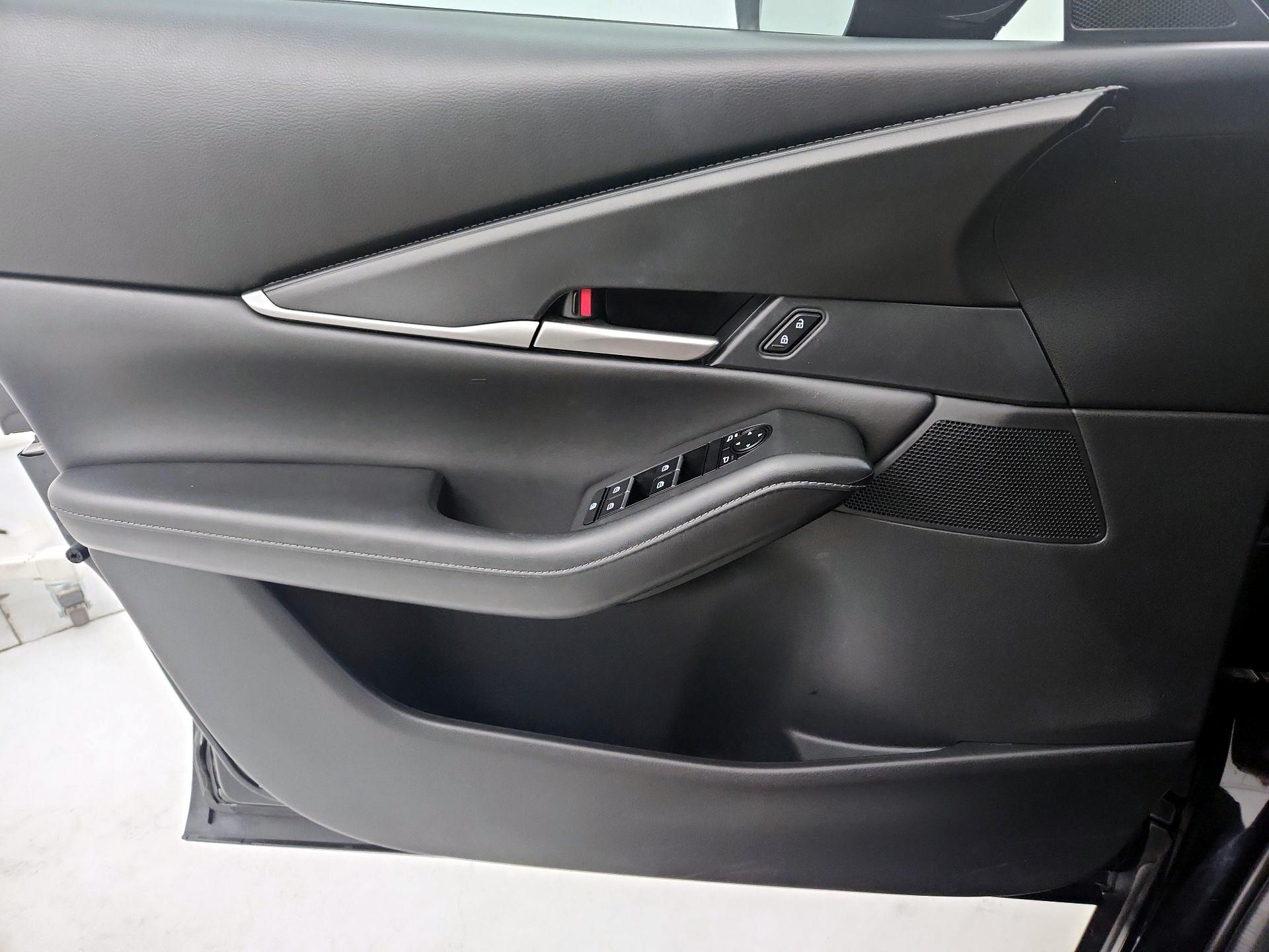 Thumbnail: 2023 Mazda CX-30 - 12