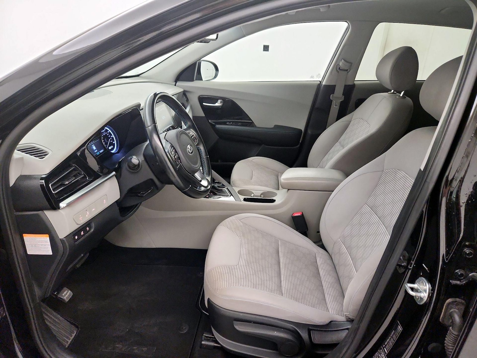 2020 Kia Niro LXS - Photo 12