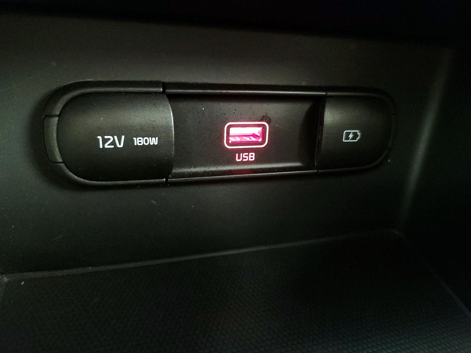 2020 Kia Niro LXS - Photo 19