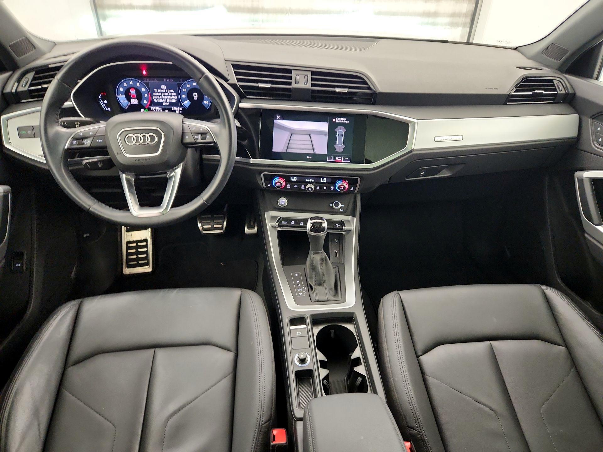 Thumbnail: 2020 Audi Q3 - 9