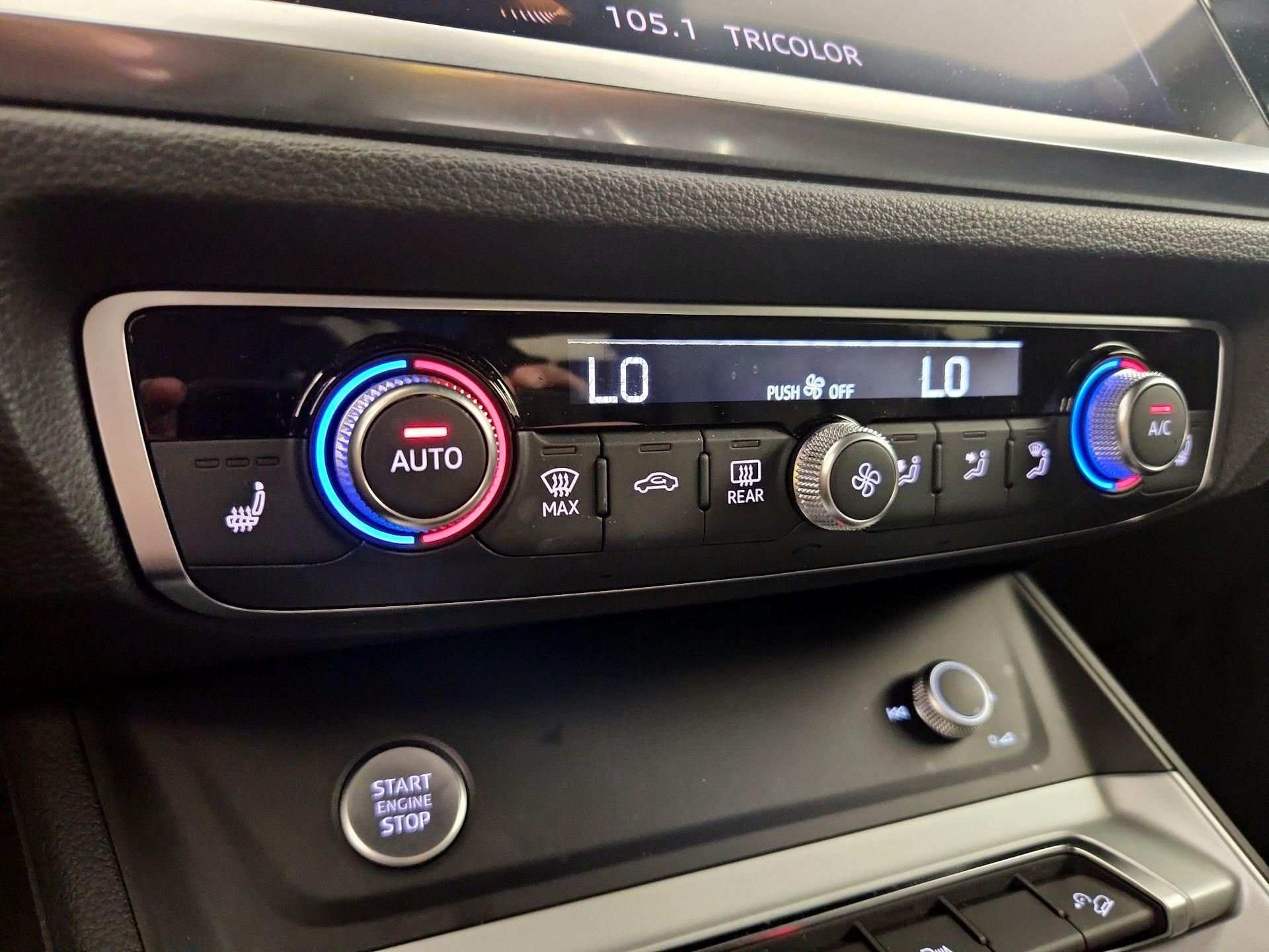 Thumbnail: 2020 Audi Q3 - 16