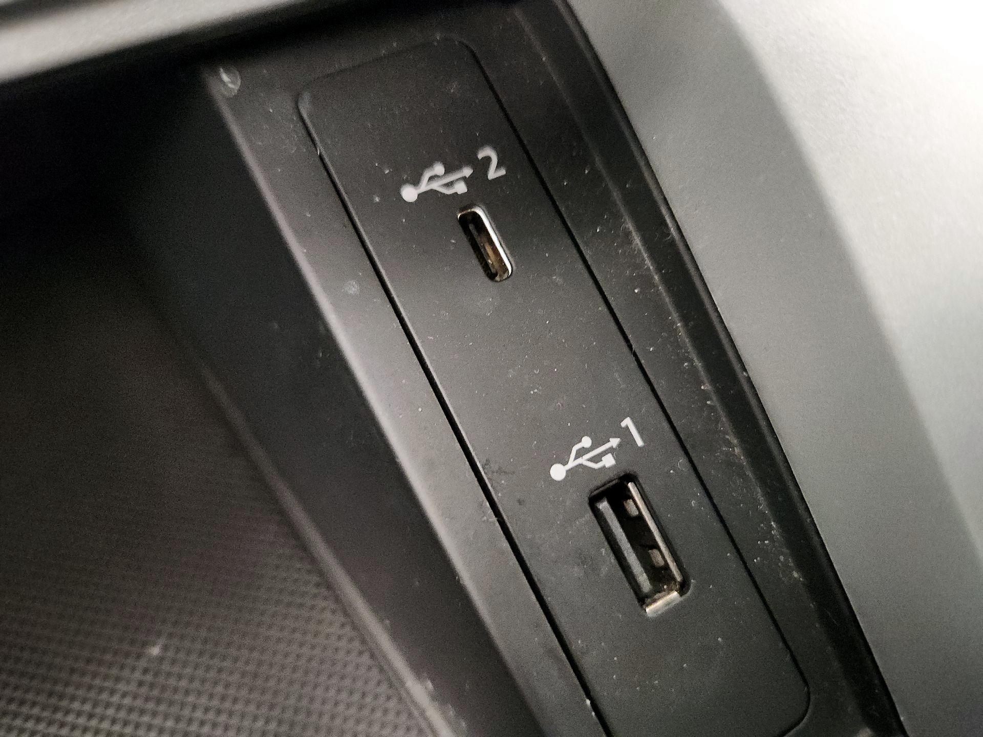 Thumbnail: 2020 Audi Q3 - 18